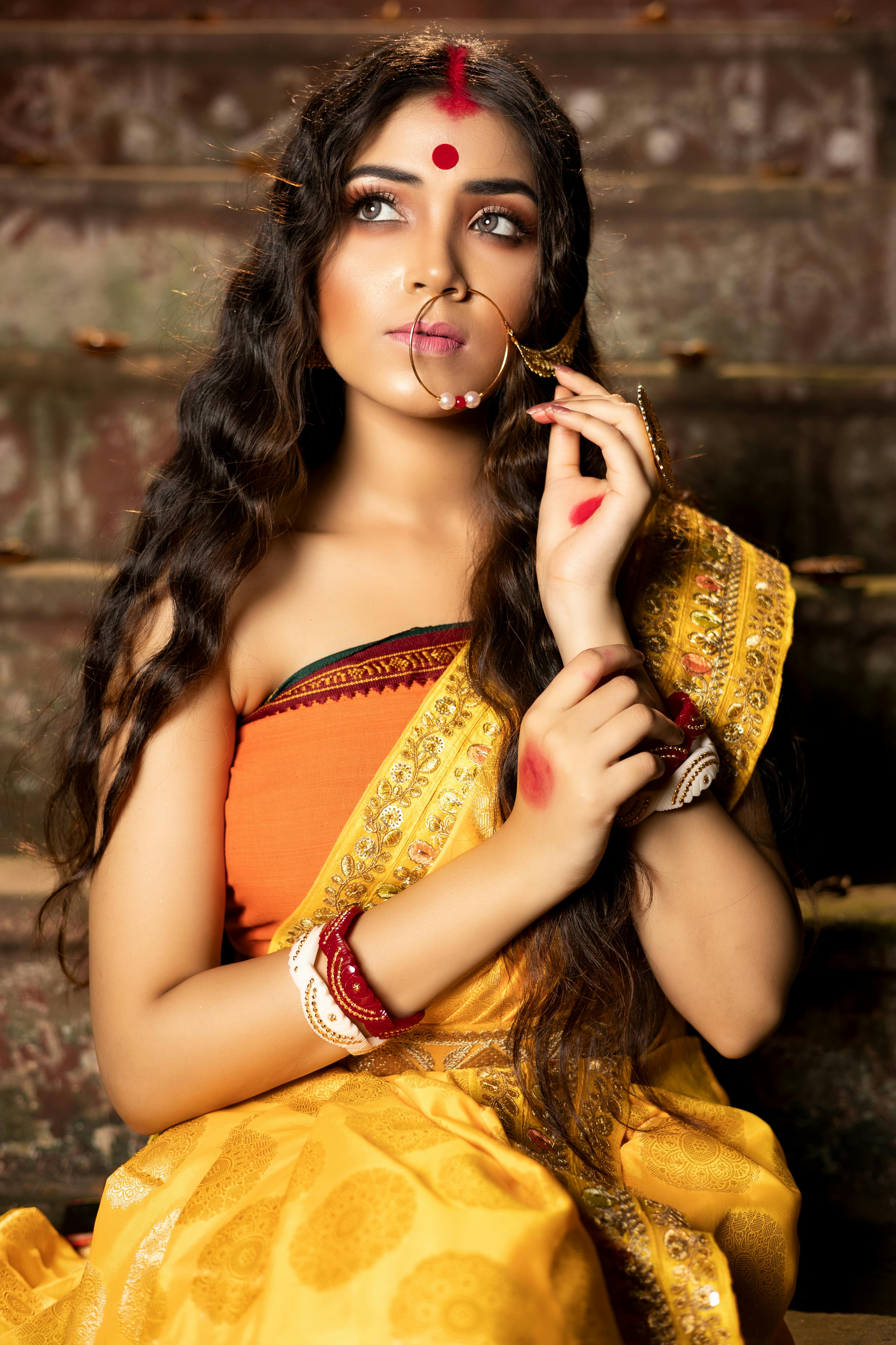 portrait of a bengali bride performing hindu wedding