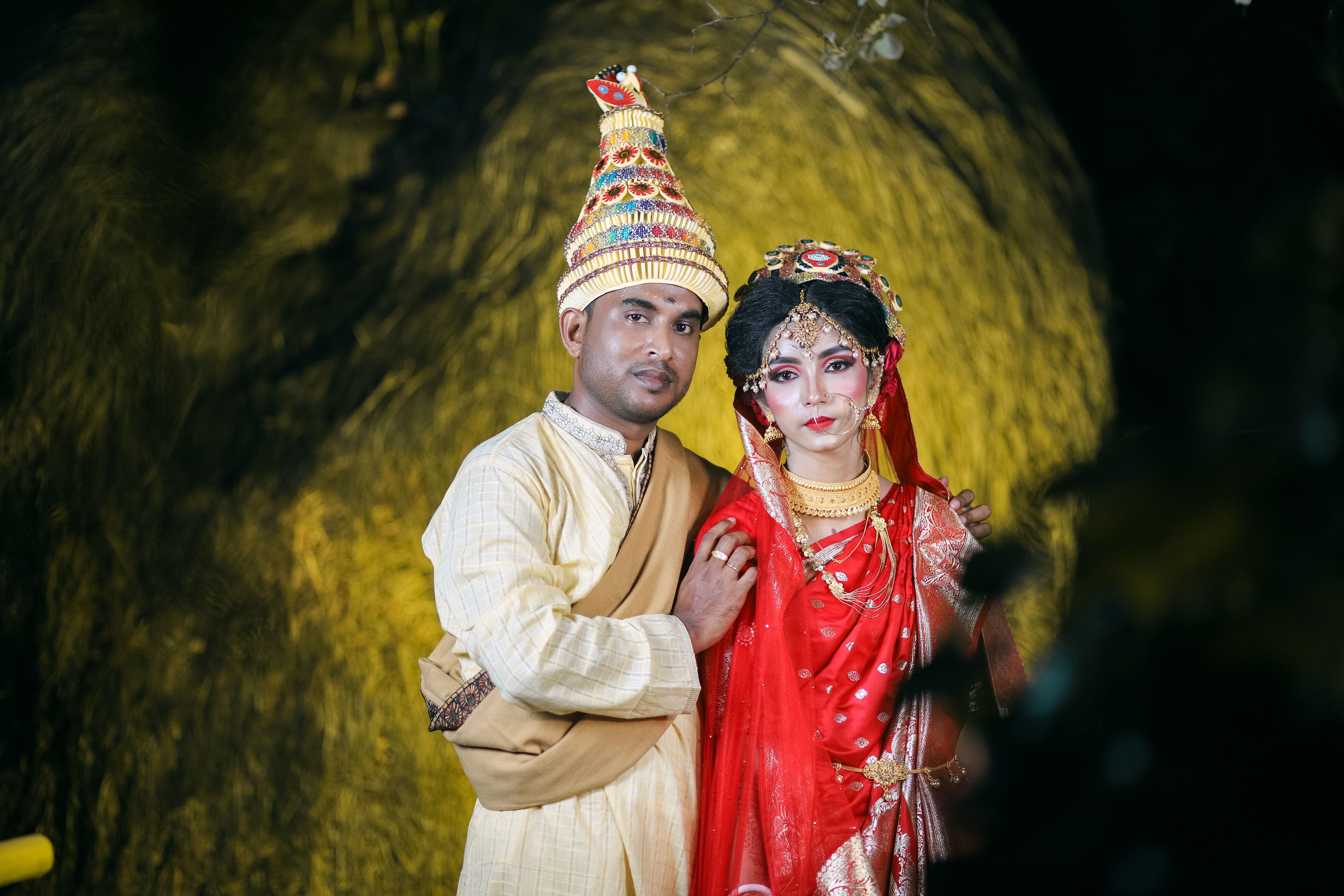 Portrait of Traditional Indian Couple · Free Stock Photo