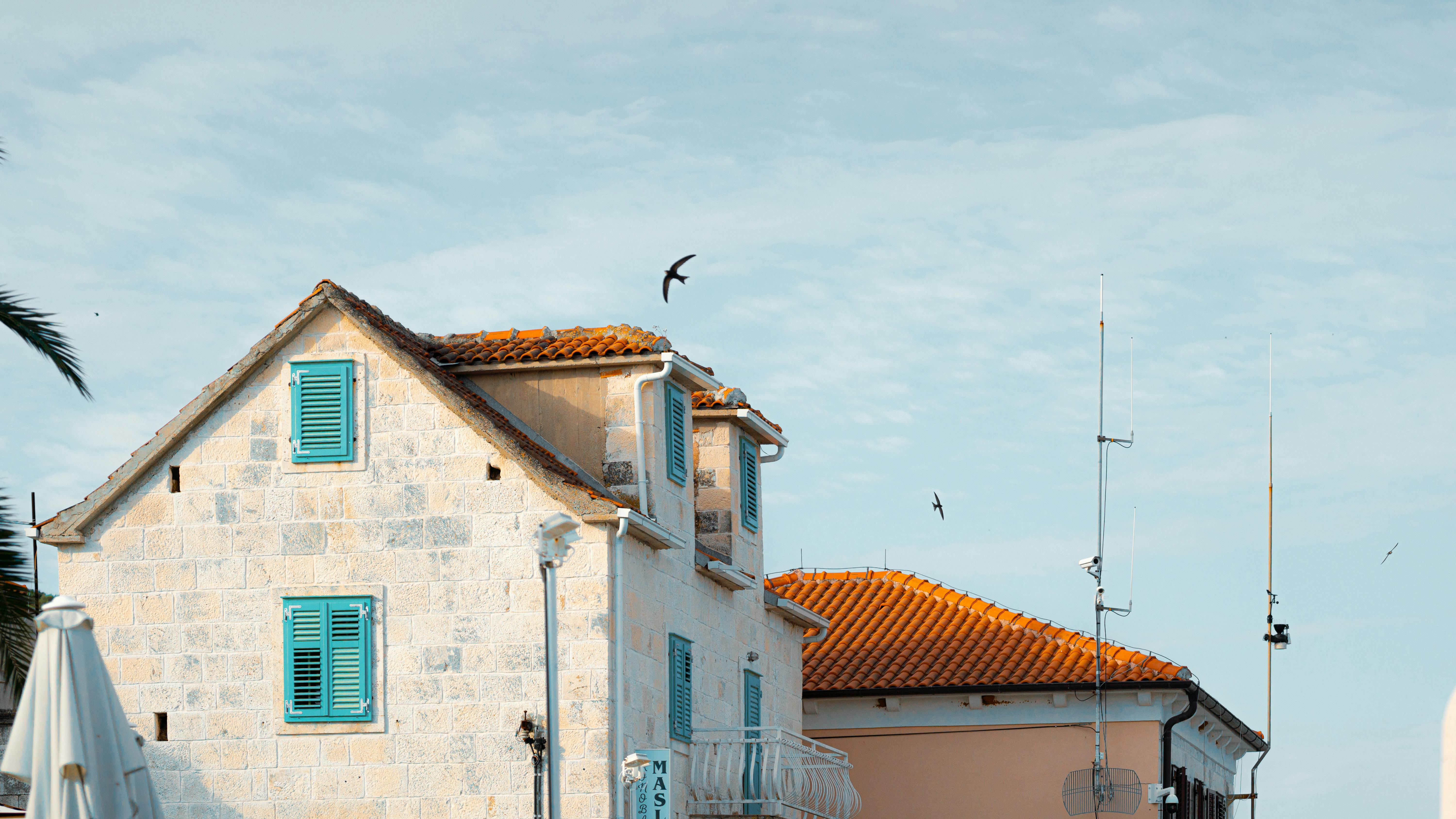 Mortgage Rates Jump For Second Week to 6.37%, Freddie Mac Says — Photo by Lukas Kosc on Pexels