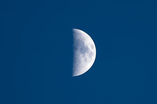 Half Moon Example Half Moon · Free Stock Photo