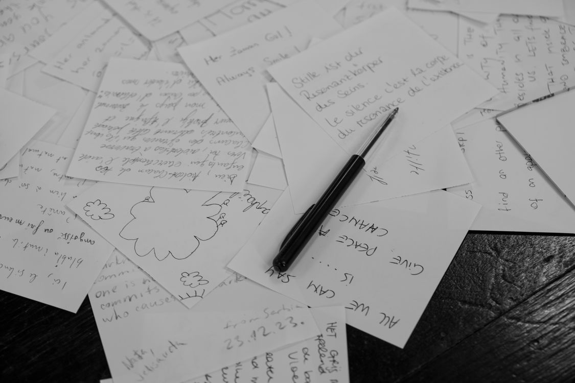 Pen on Handwritten Note Cards · Free Stock Photo