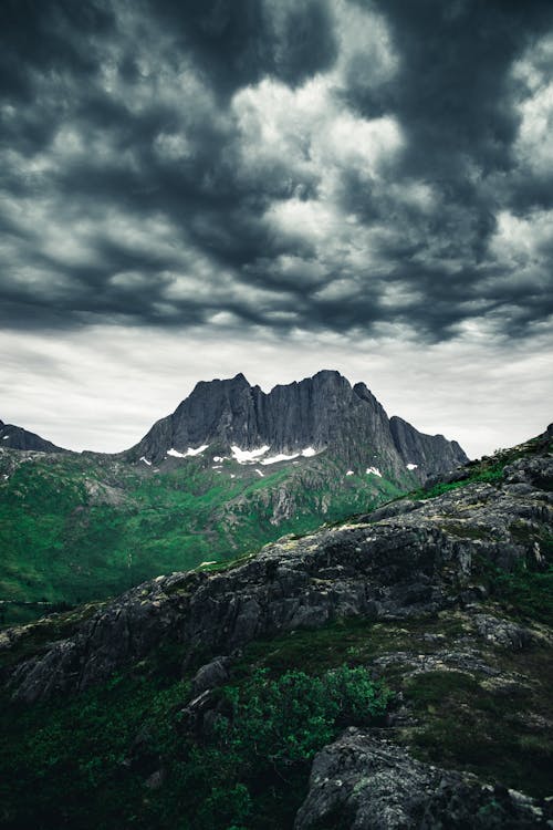 Kostenloses Stock Foto zu abenteuer, atemberaubend, außerorts