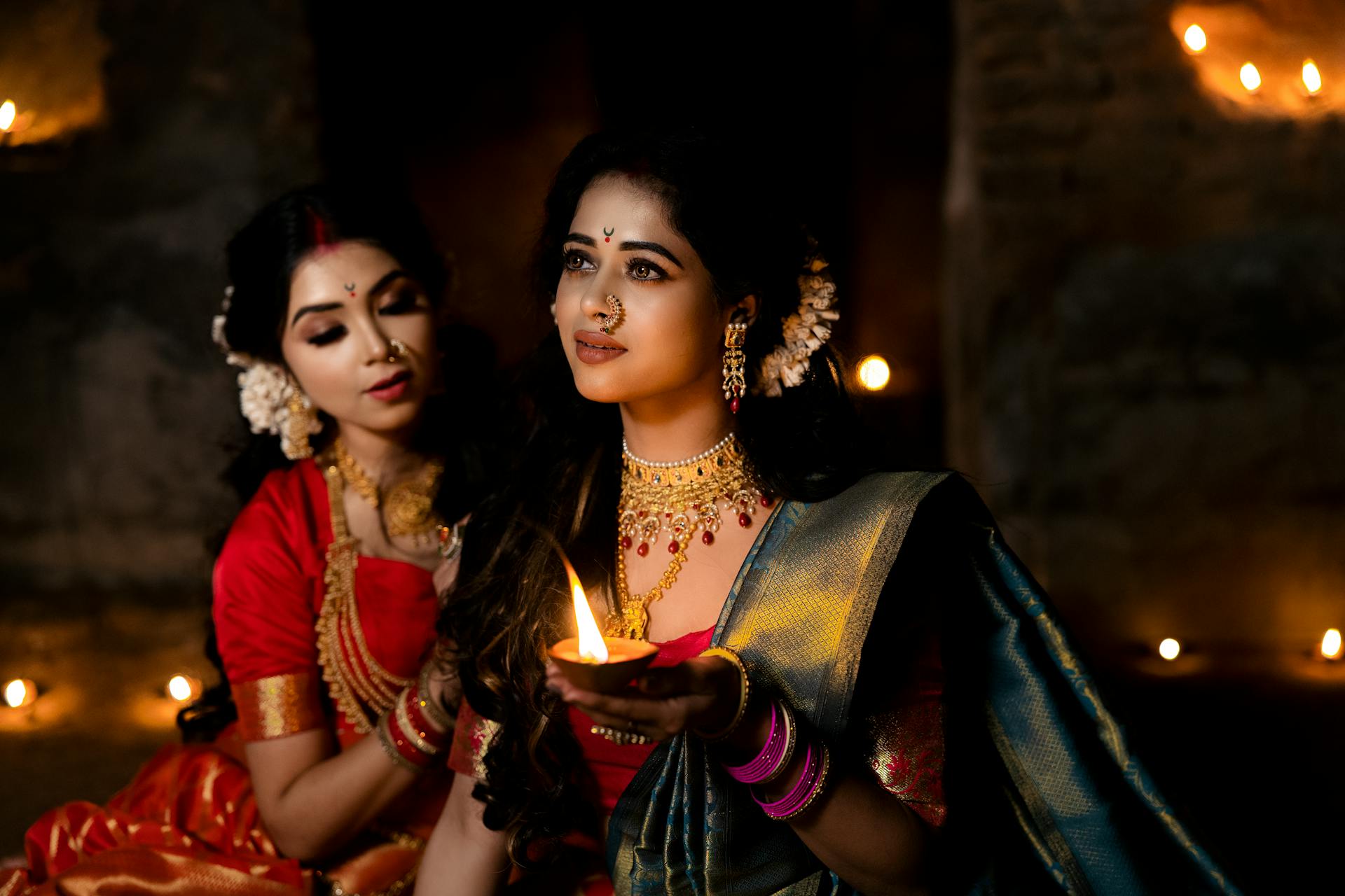 Beautiful indian bride with traditional dresses and makeup.