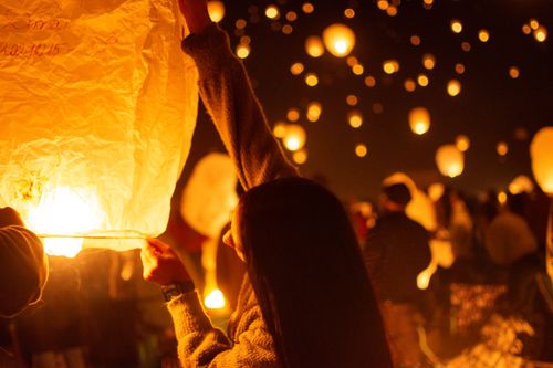 Free A glowing lantern festival at night in Salt Lake City, Utah, showcasing a vibrant celebration of lights. Stock Photo