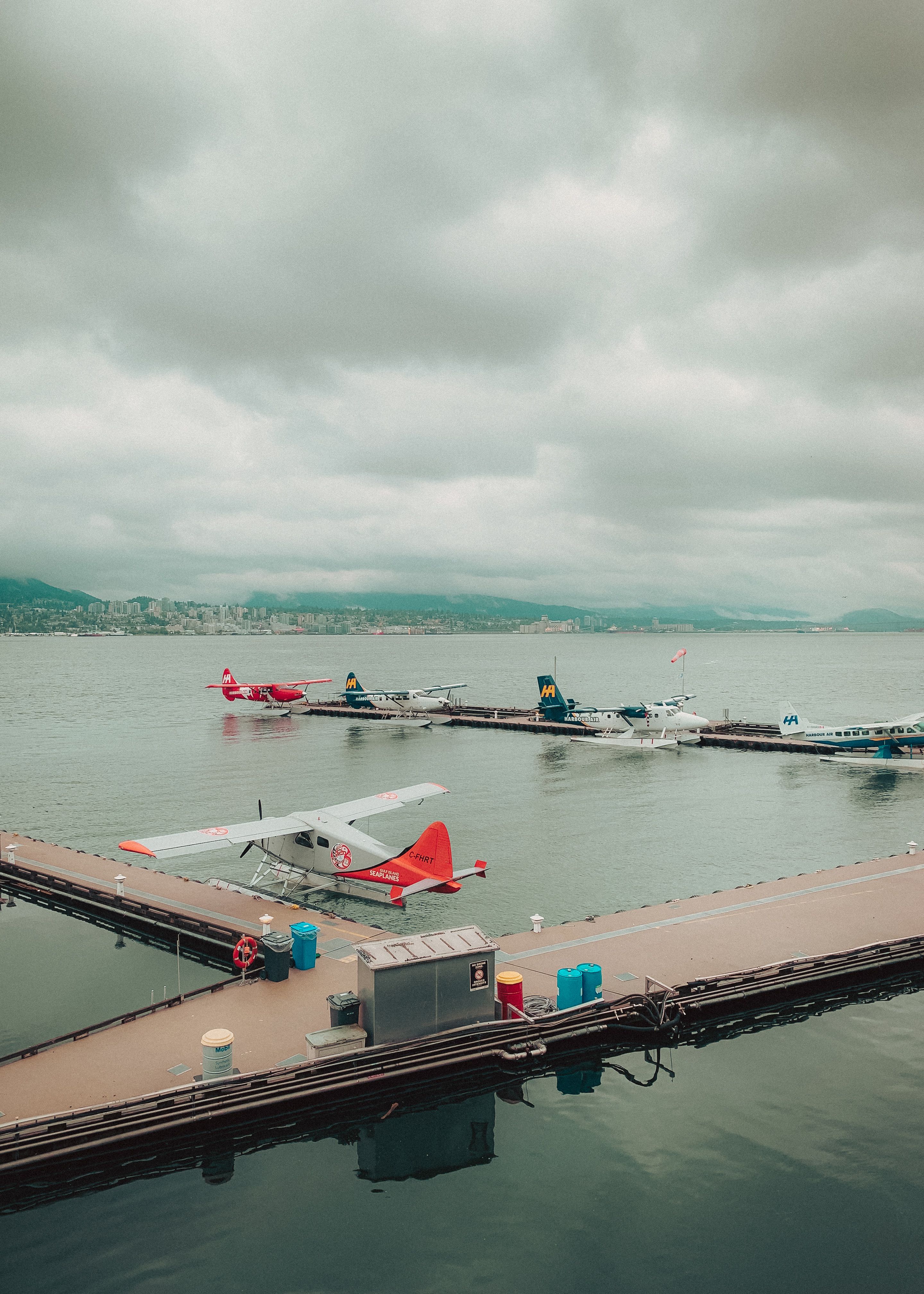 Hydroplanes on Sea Coast · Free Stock Photo