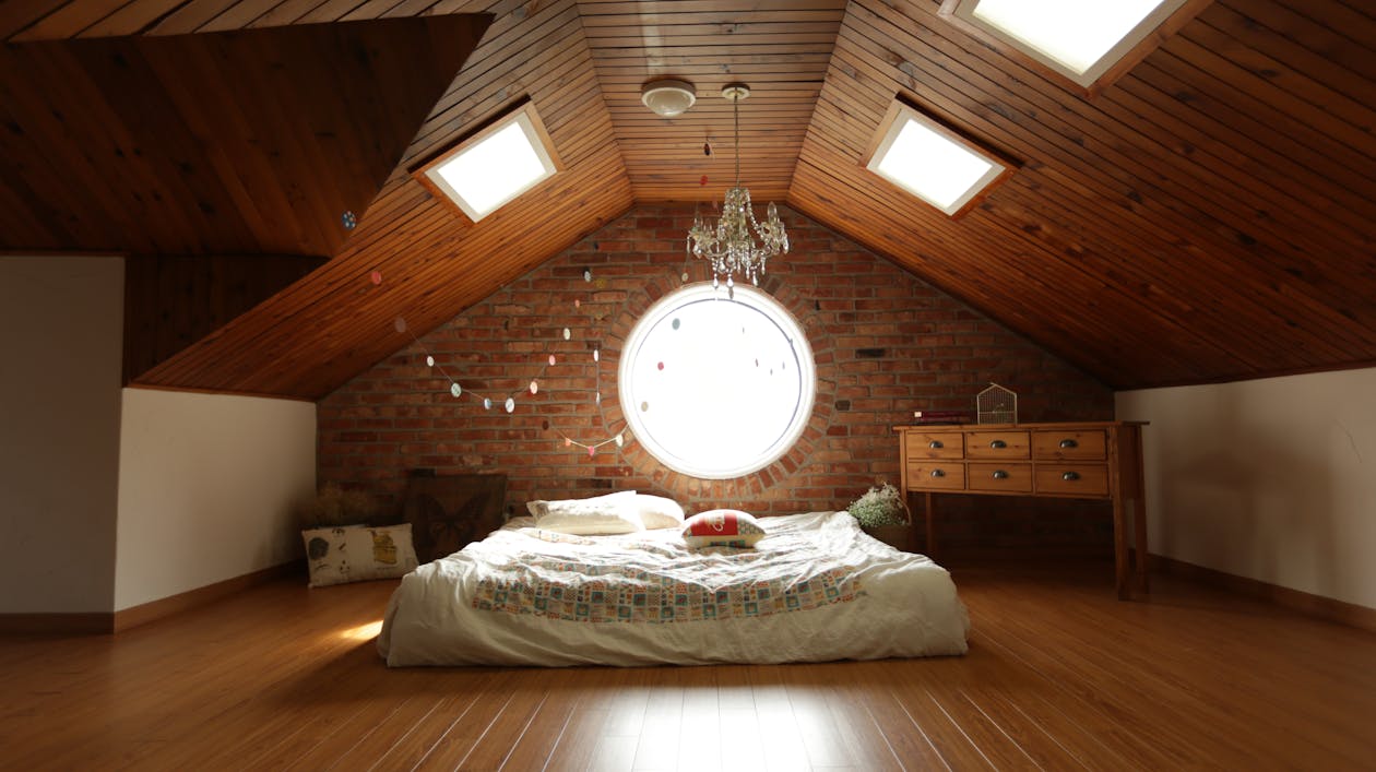 minimally decorated bedroom