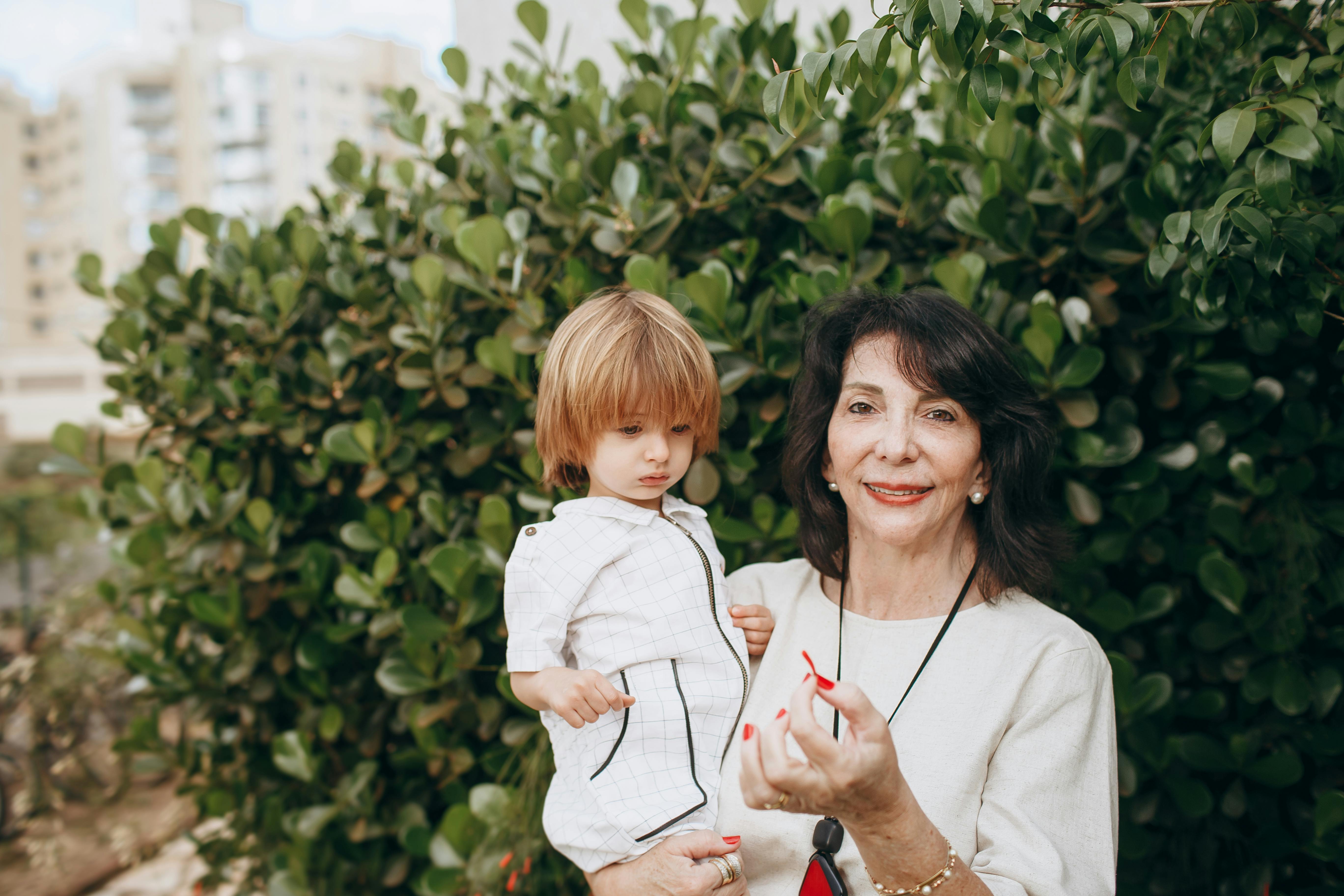 general lifestyle questionnaire — Photo by Helena Lopes on Pexels