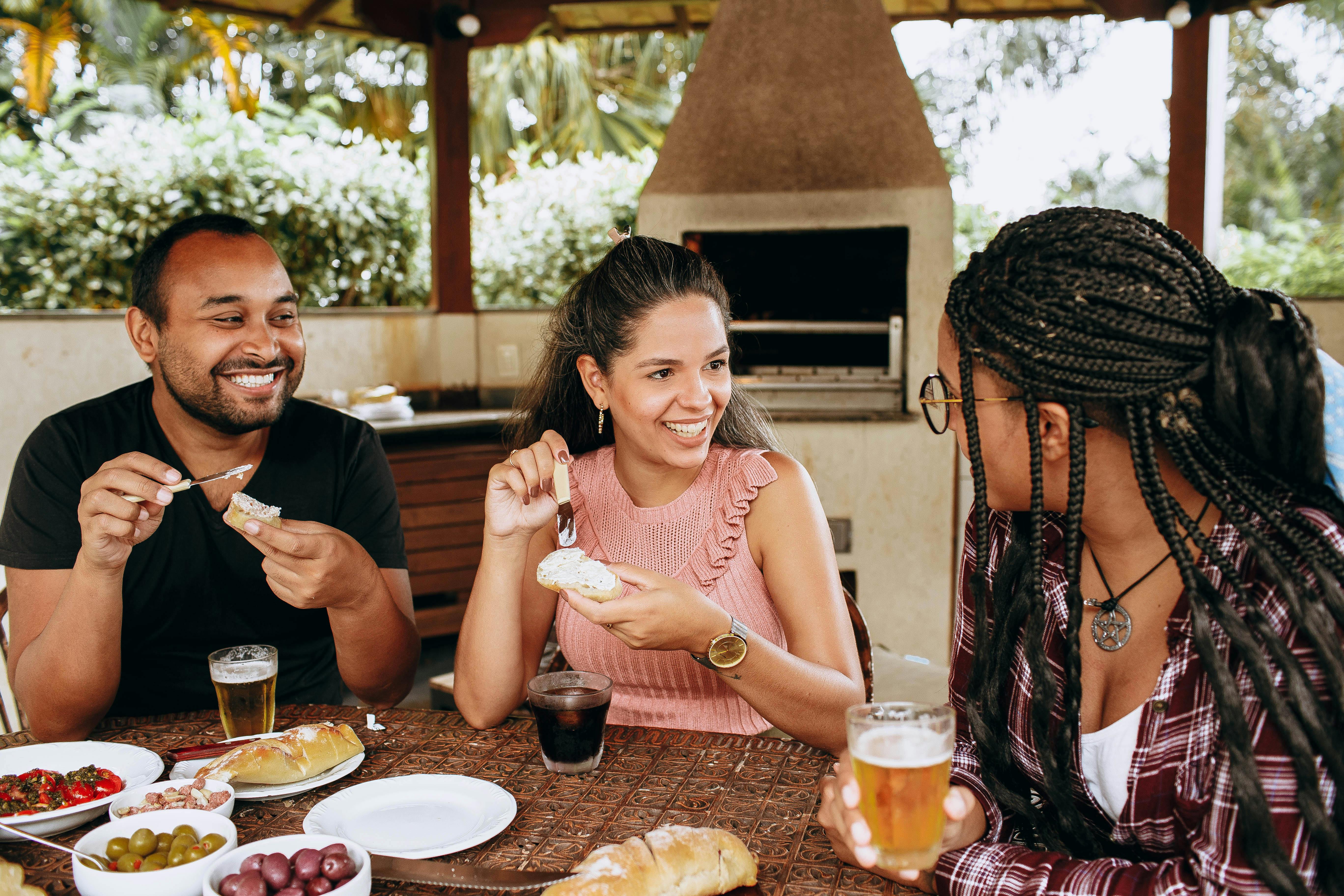 Miễn phí Ảnh lưu trữ miễn phí về ẩm thực, bàn, bạn bè Ảnh lưu trữ