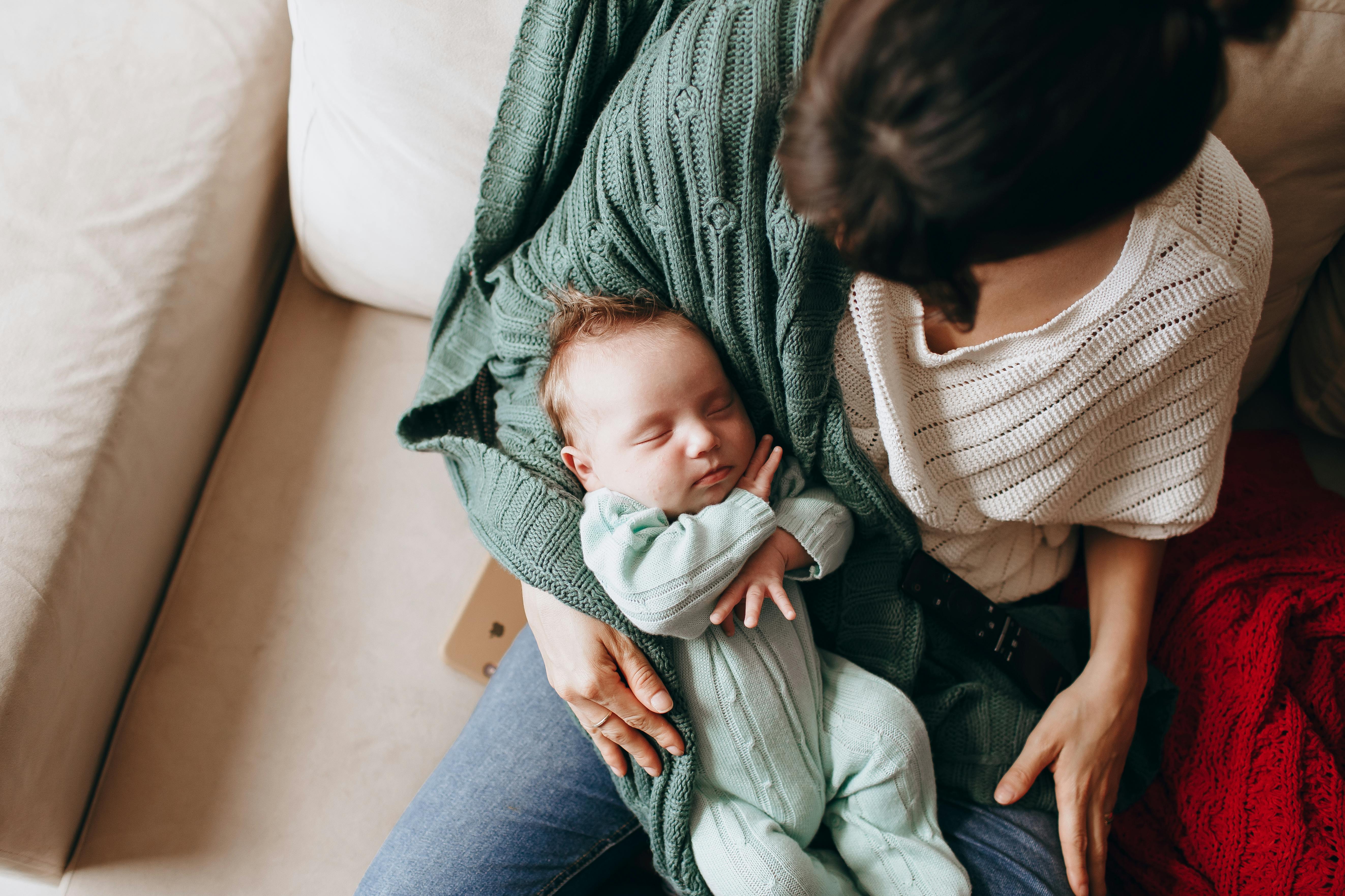 parenting sub niches baby care — Photo by Helena Lopes on Pexels
