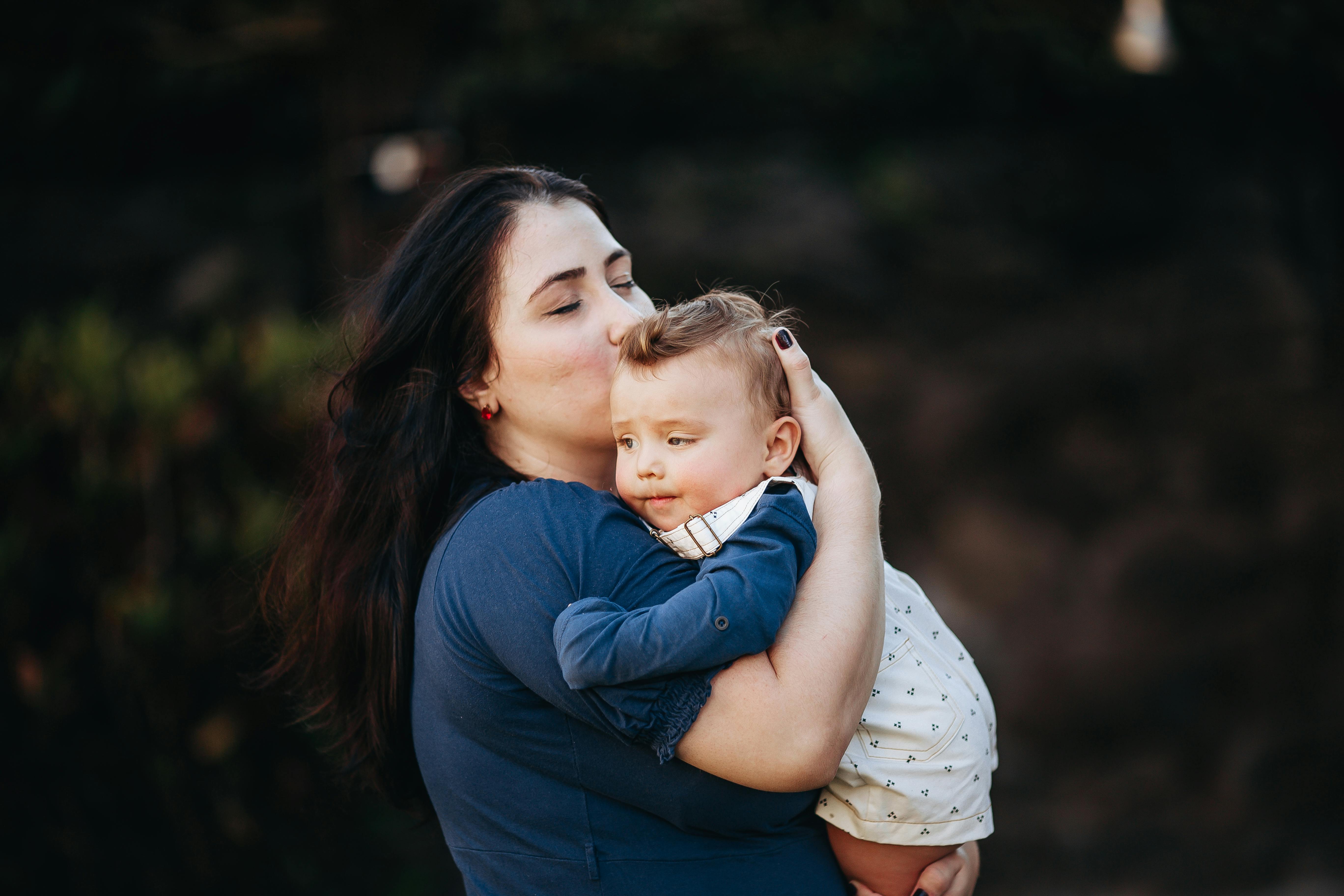 我接住你：生活中的溫暖與支持瞬間