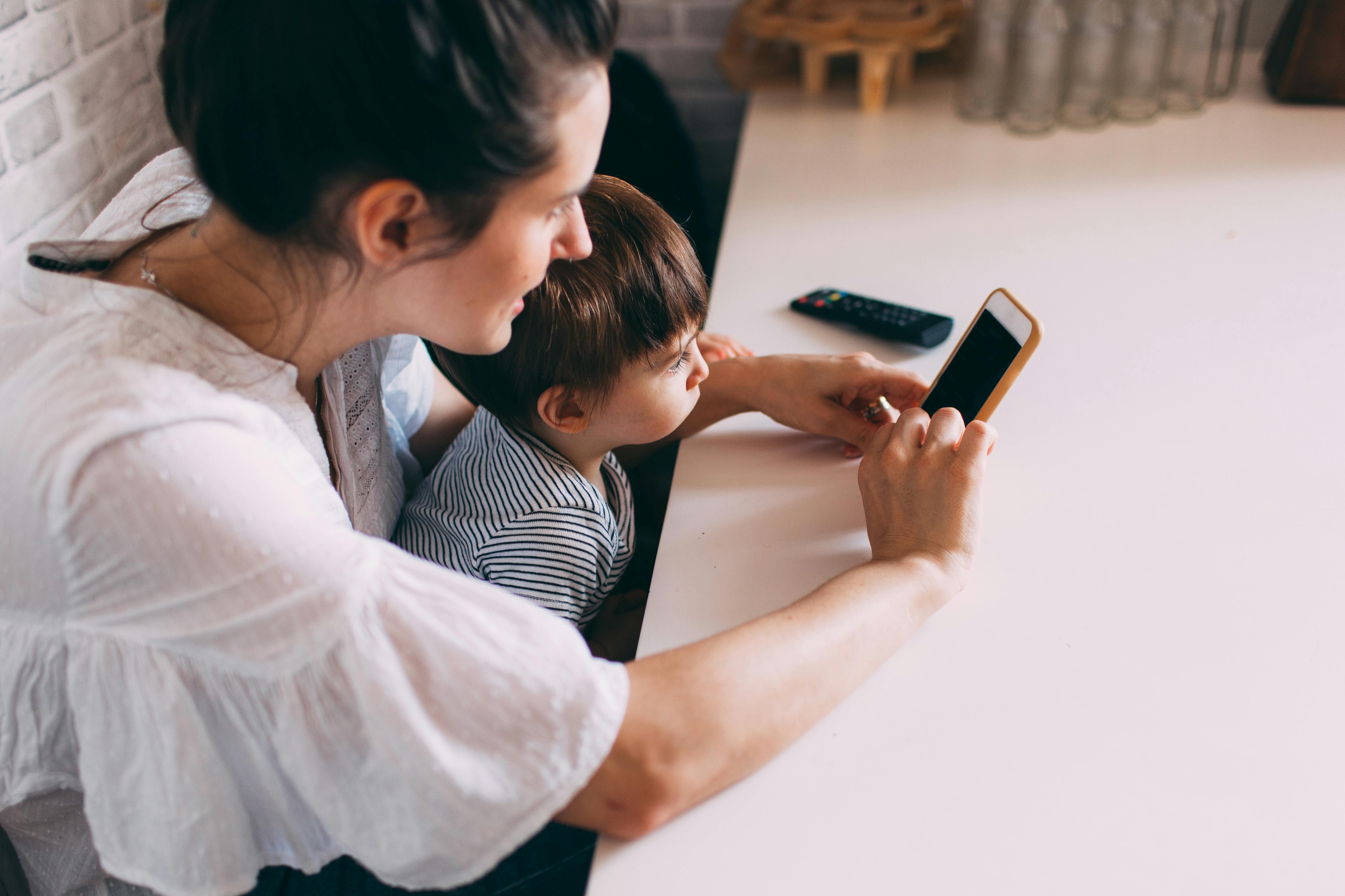 What parents need to know about Verizon Family Plus — Photo by Helena Lopes on Pexels