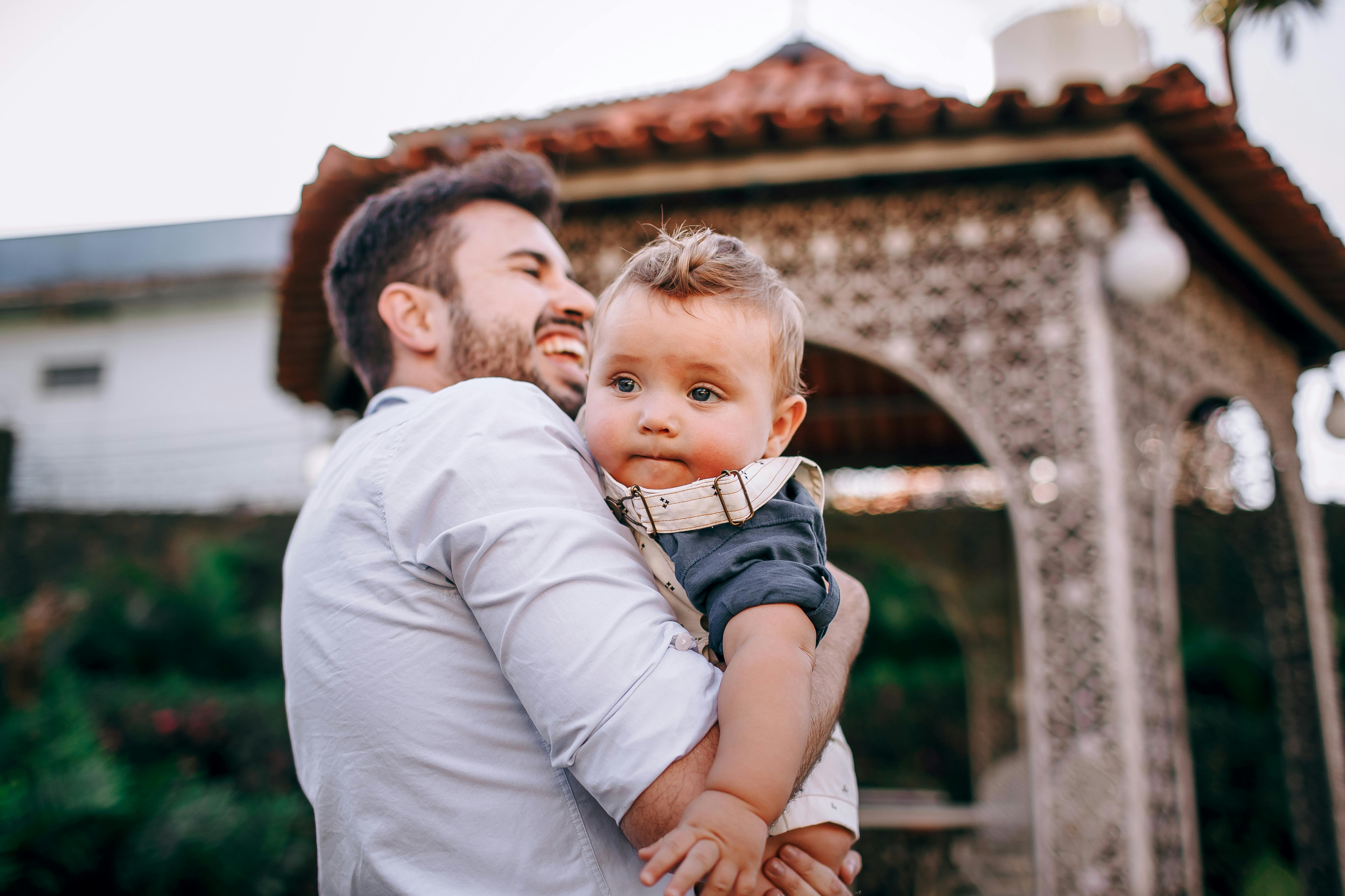 family law, child custody, alimony, legal separation, prenuptial agreements, divorce and family law, divorce law — Photo by H