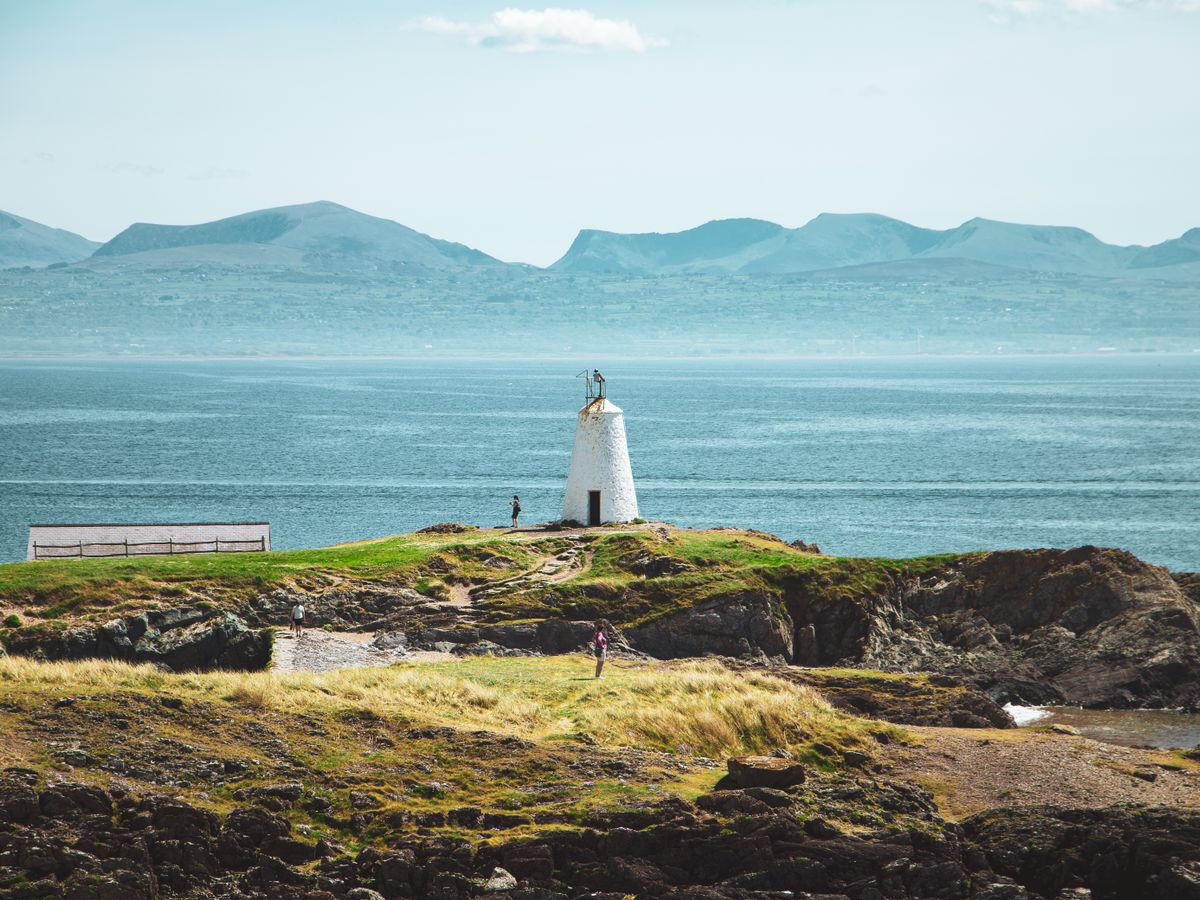 2 Day Meditation Retreat For Women in Wales, UK 3