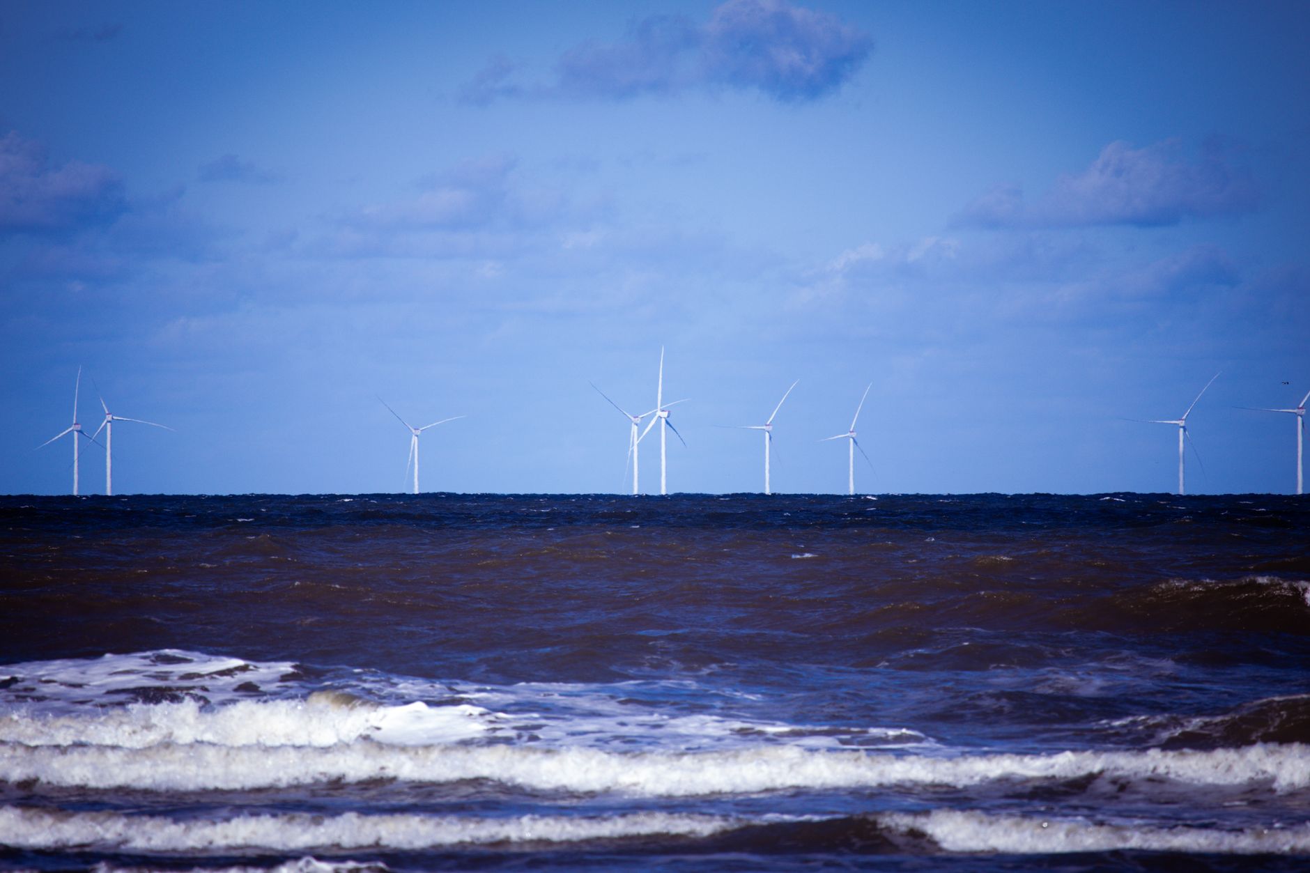 TotalEnergies Surrenders 4 GW of U.S. Offshore Wind for $928M