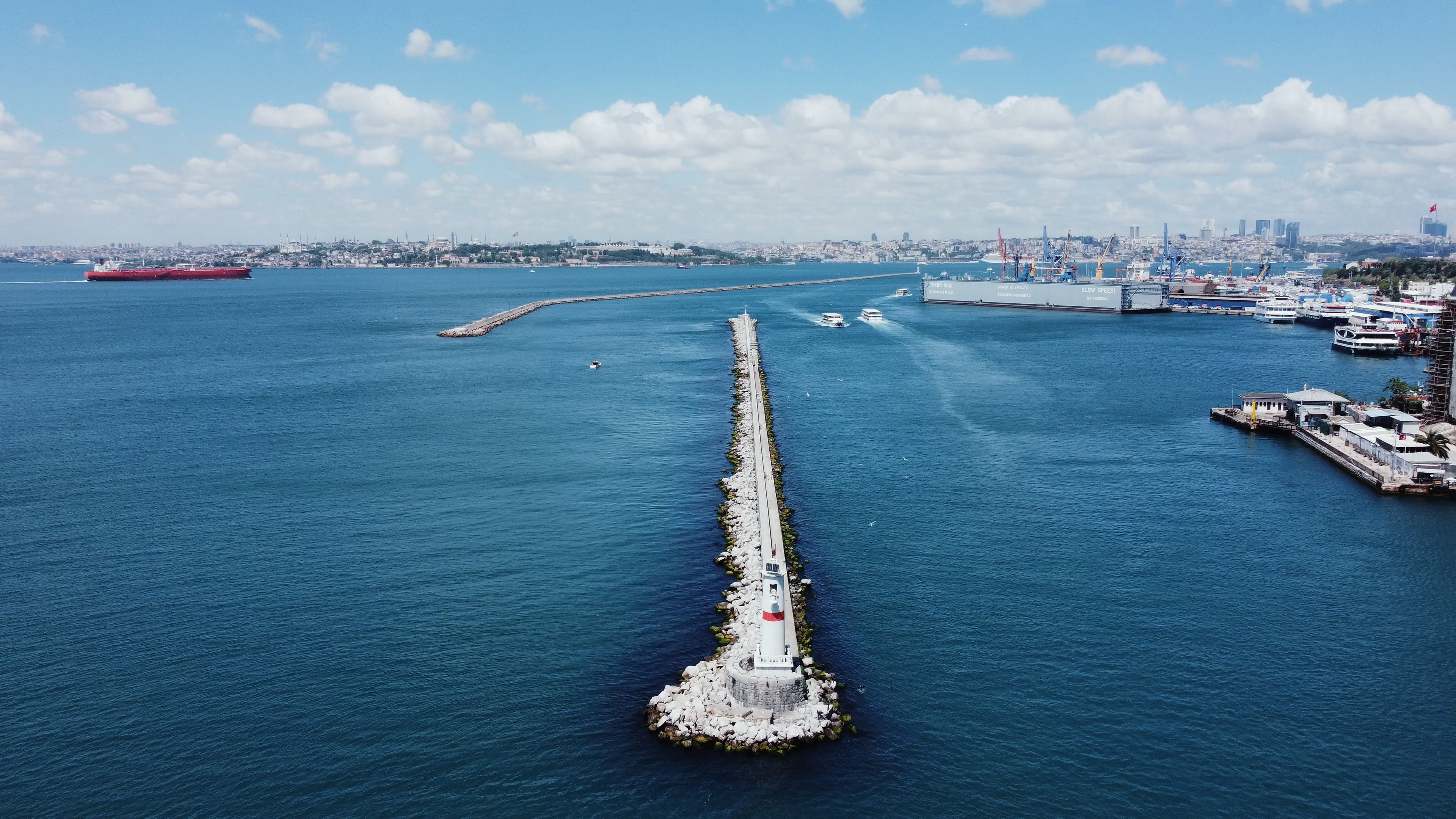 Aerial View of Istanbul Cargo Port and Cityscape · Free Stock Photo