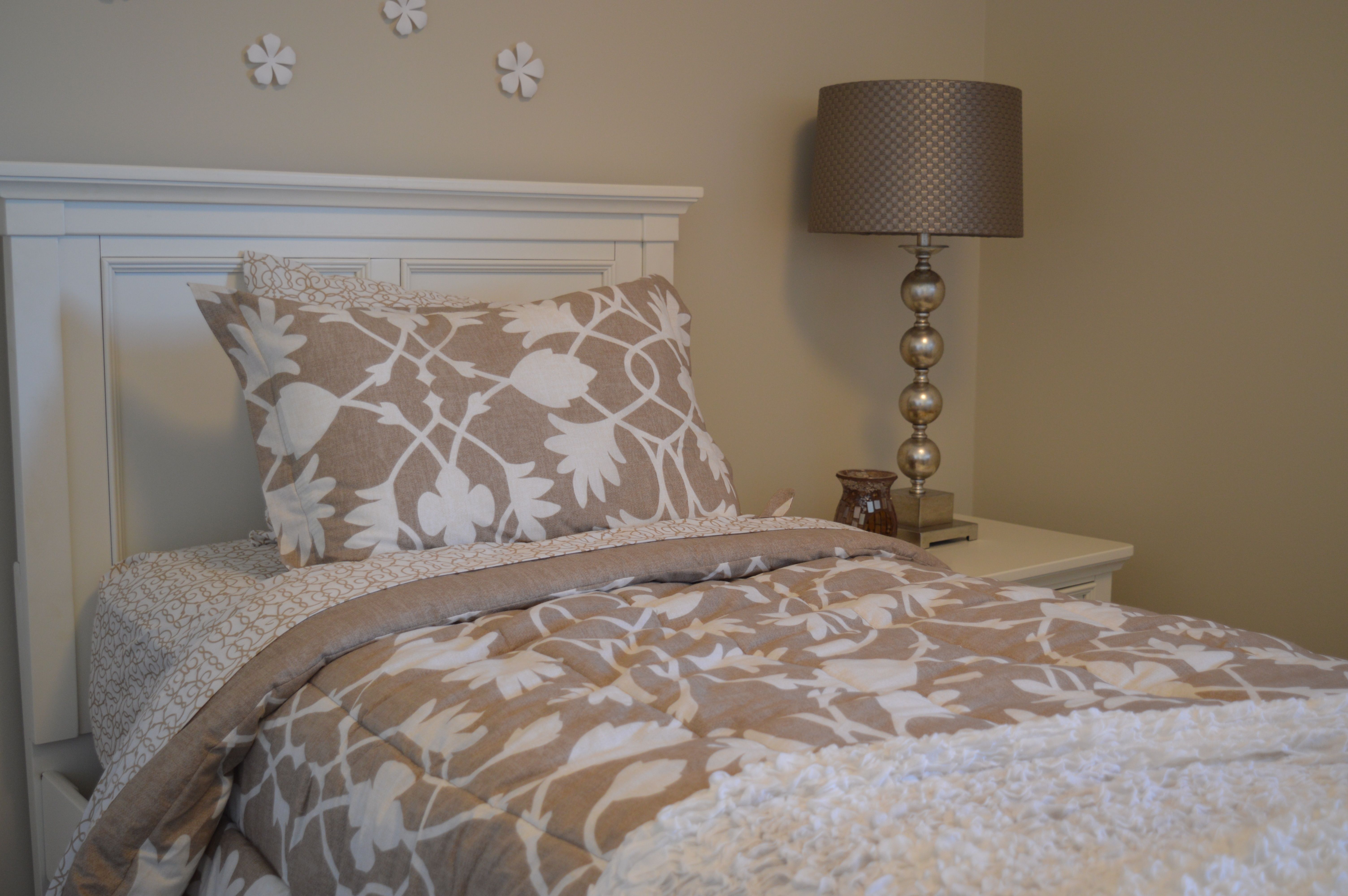 Free stock photo of bed, bedding, bedroom