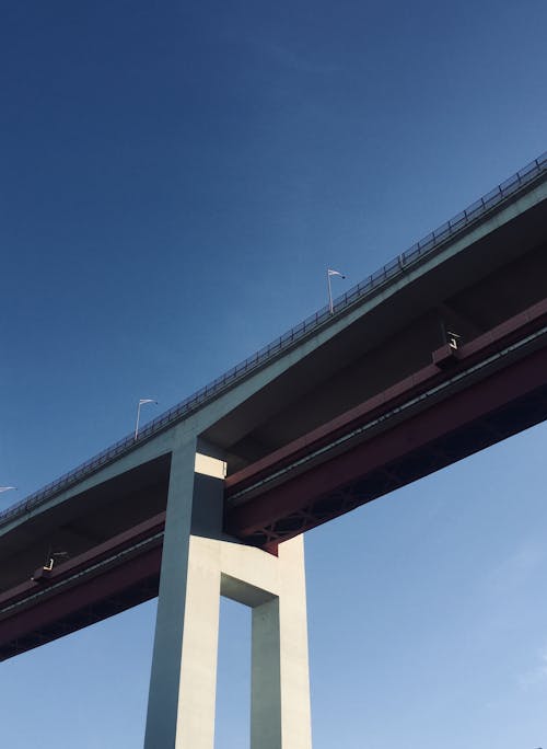 Foto d'estoc gratuïta de autopista, cel blau, juan sauras