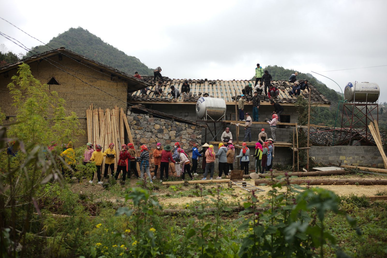 Local teamwork in a Ha Giang village showing why quality depends on careful coordination and capacity