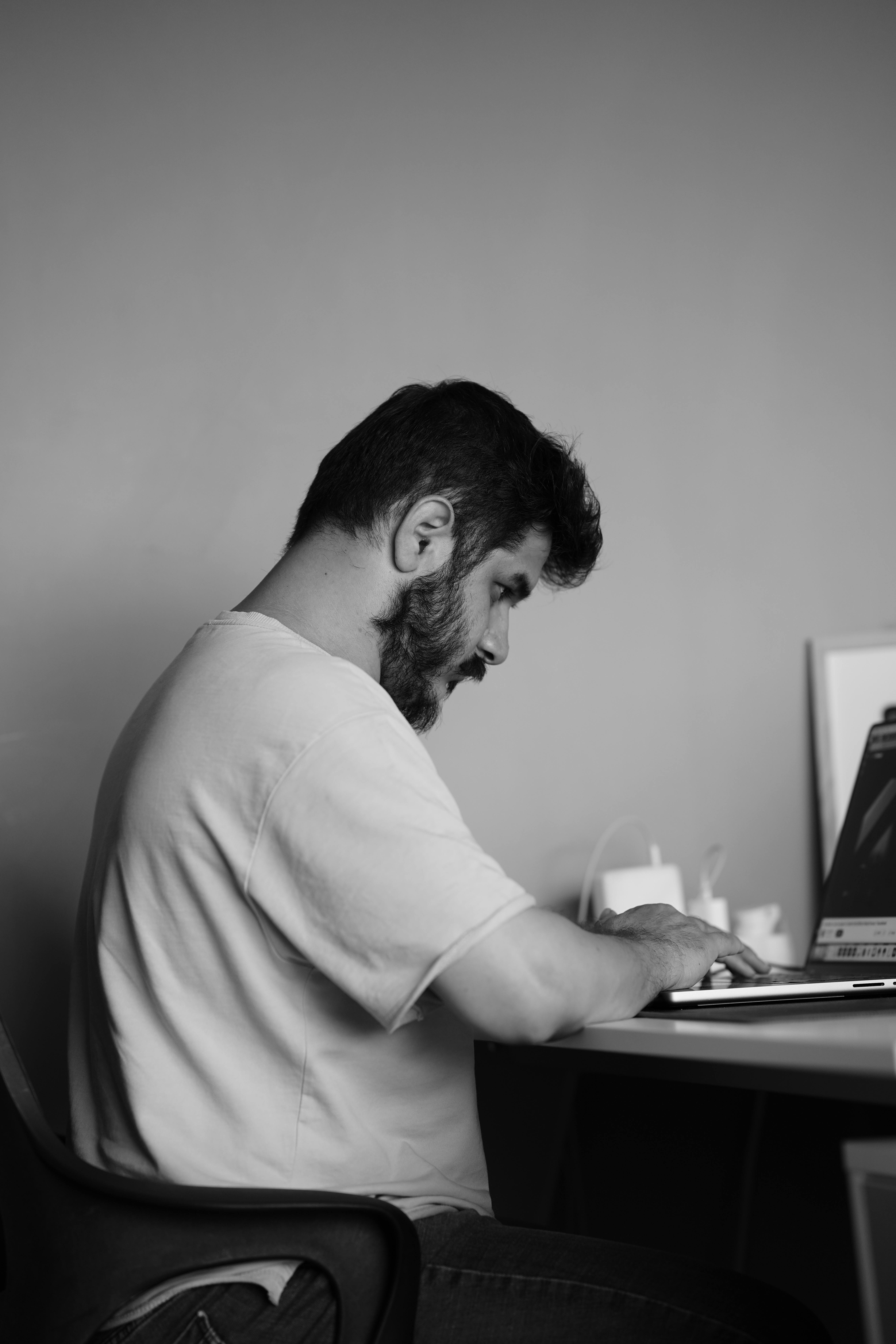 Ingyenes stockfotó álló kép, arckép, asztal témában Stockfotó