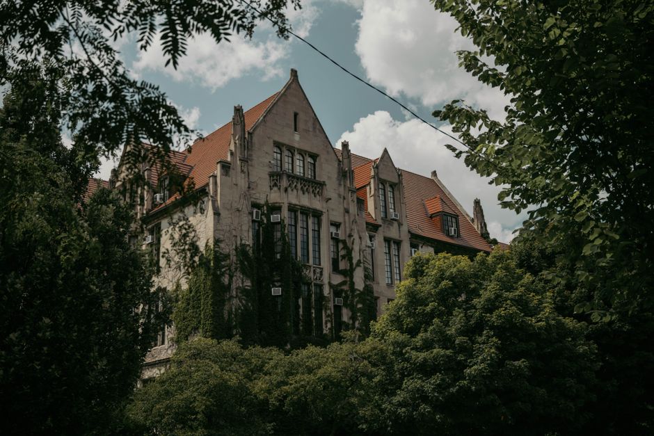 Gilded Age mansion architecture in Chicago Gold Coast Gilded Age mansion architecture in Chicago Gold Coast