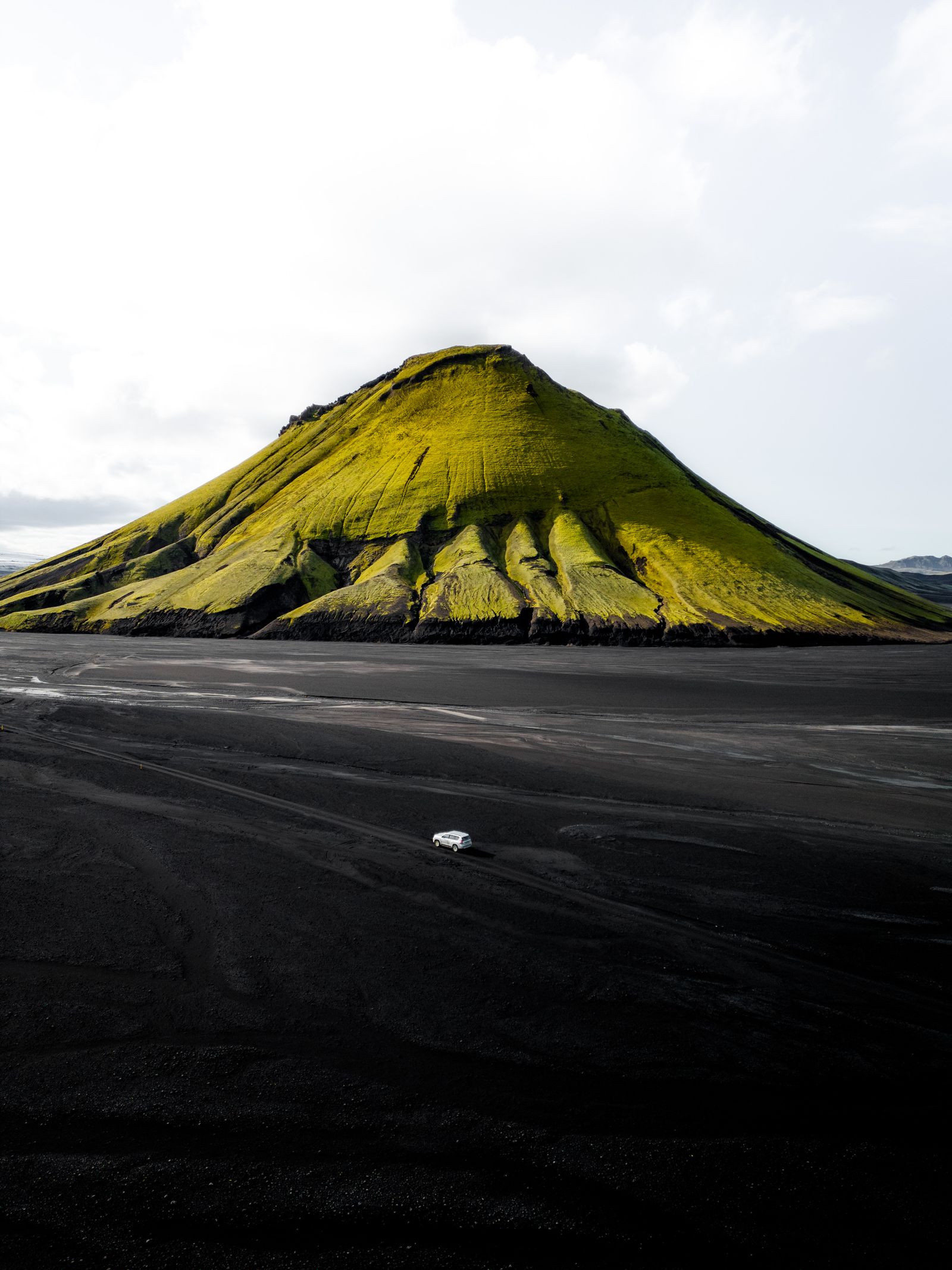 Maelifell Volcano On Iceland Free Stock Photo maelifell-volcano-on-iceland-free-stock-photo