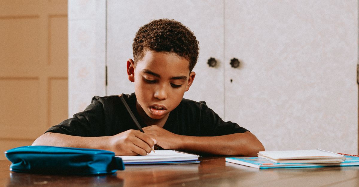 Jeux éducatifs CE2 : comment transformer les devoirs en moment de jeu ?