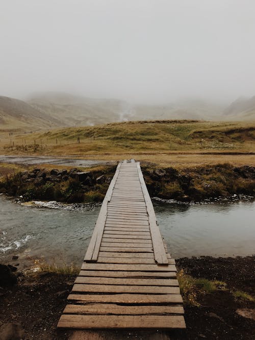 Foto Einer Holzbrücke