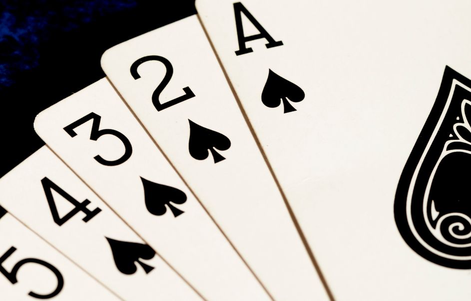 Online Casino: Spielautomaten und Live-Spiele im Überblick