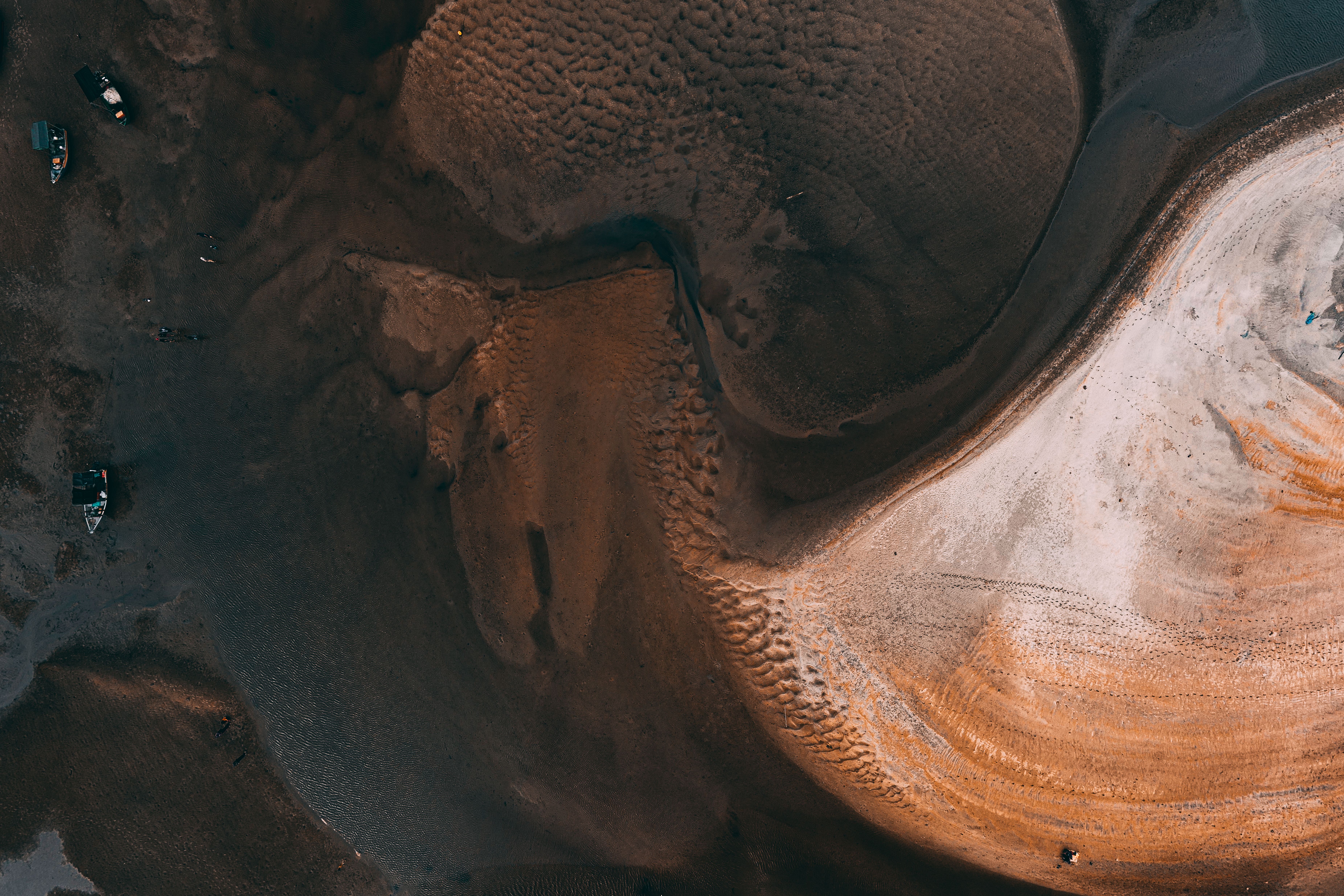 Photo by Pok Rie on pexels