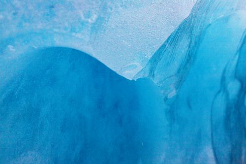 Free Stunning close-up of a vibrant blue ice formation showcasing texture and natural beauty. Stock Photo