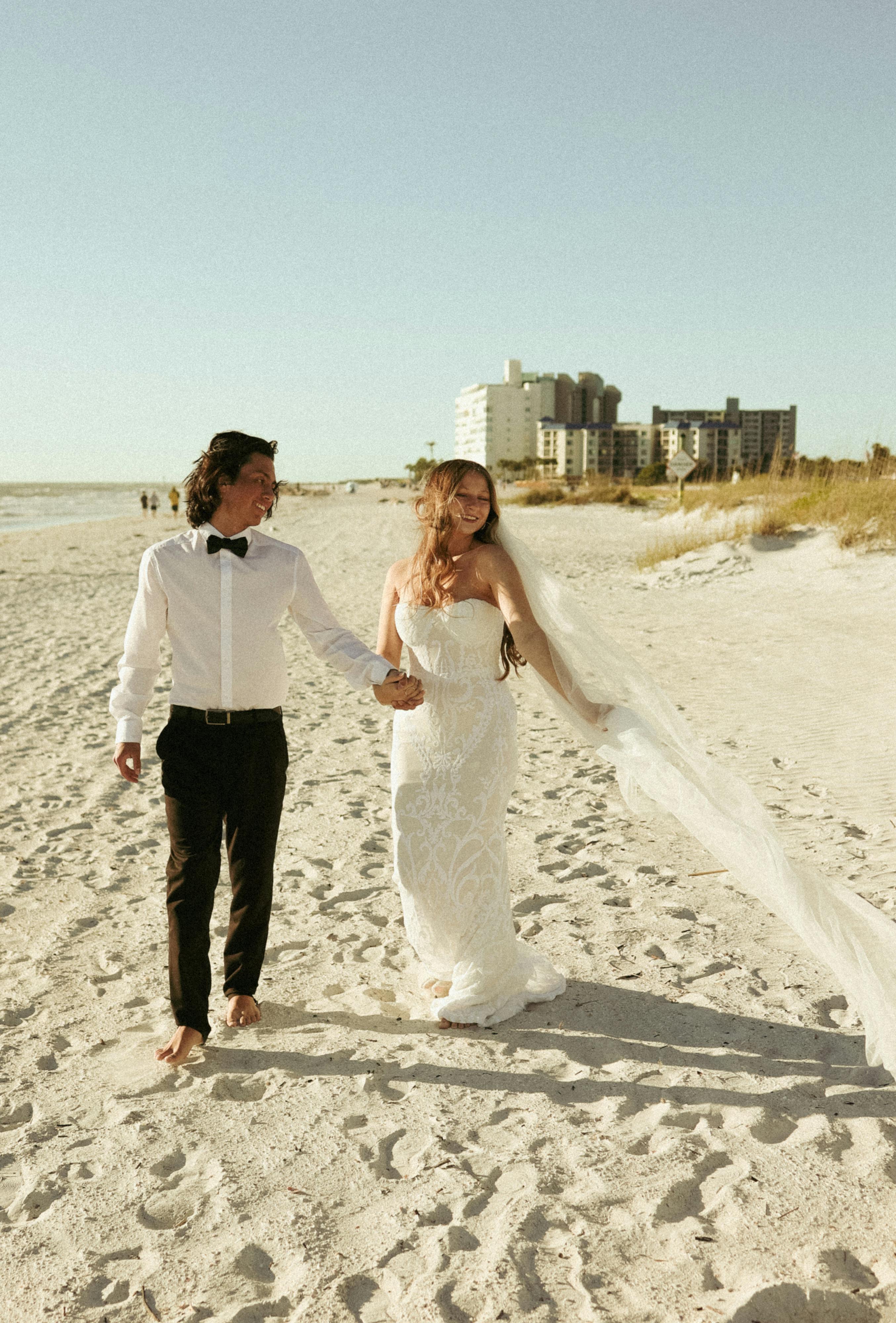 st pete beach elopement wedding couple