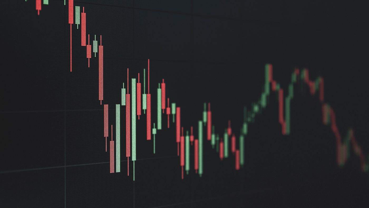 Forex vs Stock Trading: Six Structural Differences Worth Understanding
