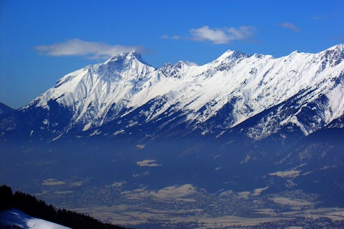 Papier Peint Montagne Blanc Et Gris