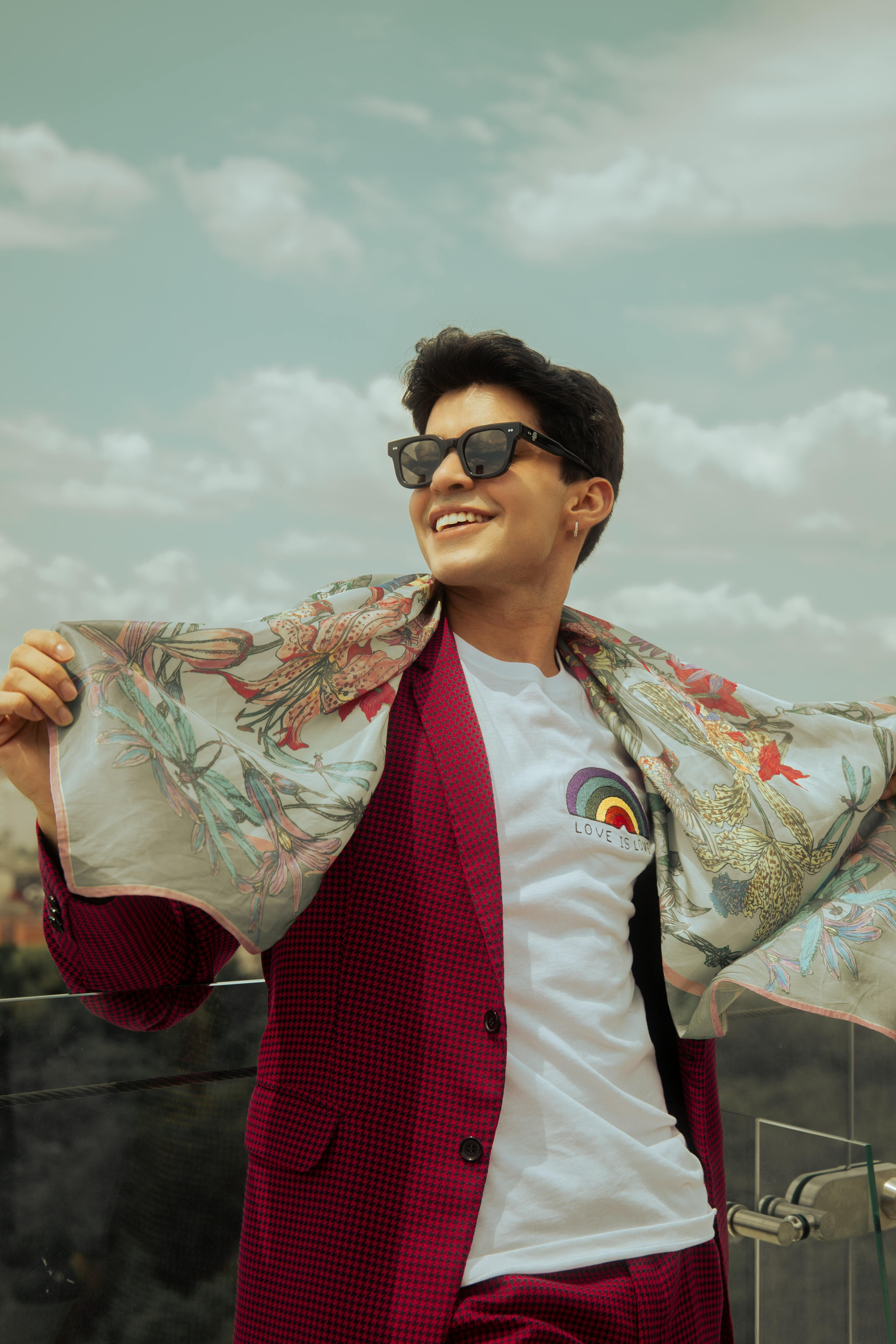 Kostenlos Kostenloses Stock Foto zu ausdrucksvoll, beiläufige art und weise, buntes outfit Stock-Foto