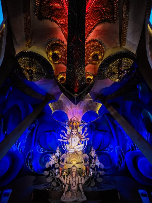 Free A vibrant depiction of Goddess Durga in an artistic Kolkata festival installation. Stock Photo