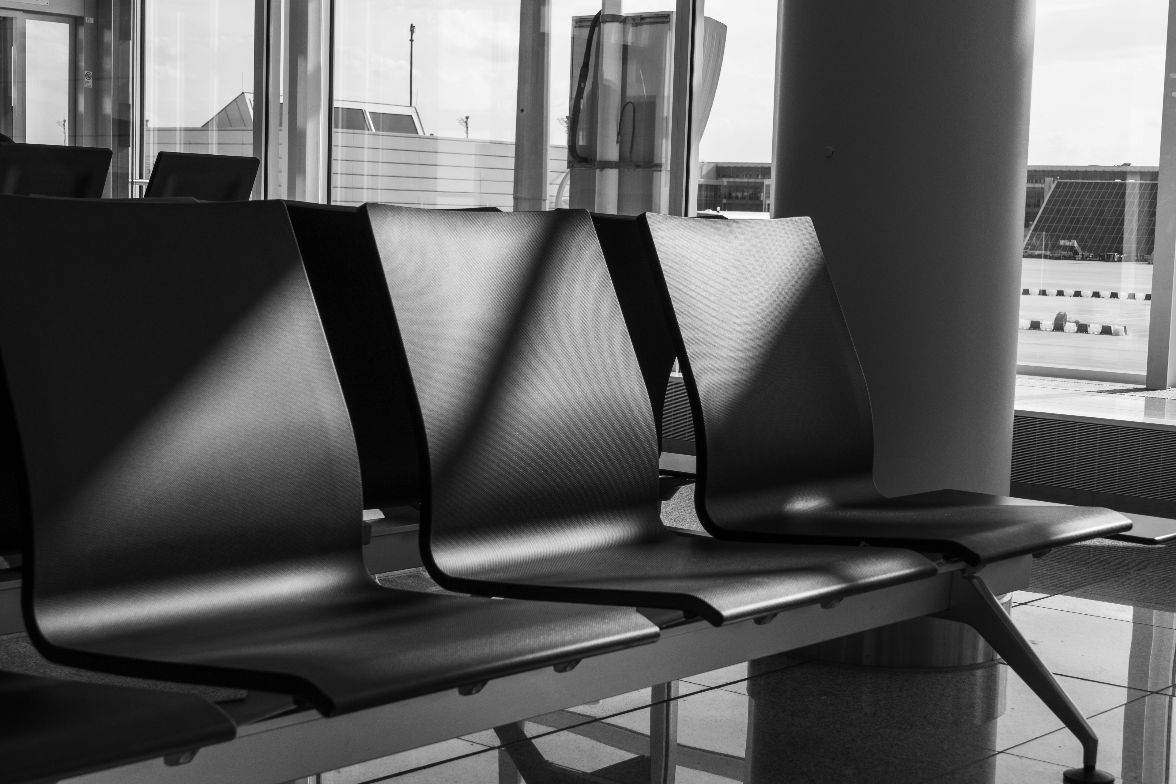 Luton Private Aviation — luxury chauffeur travel