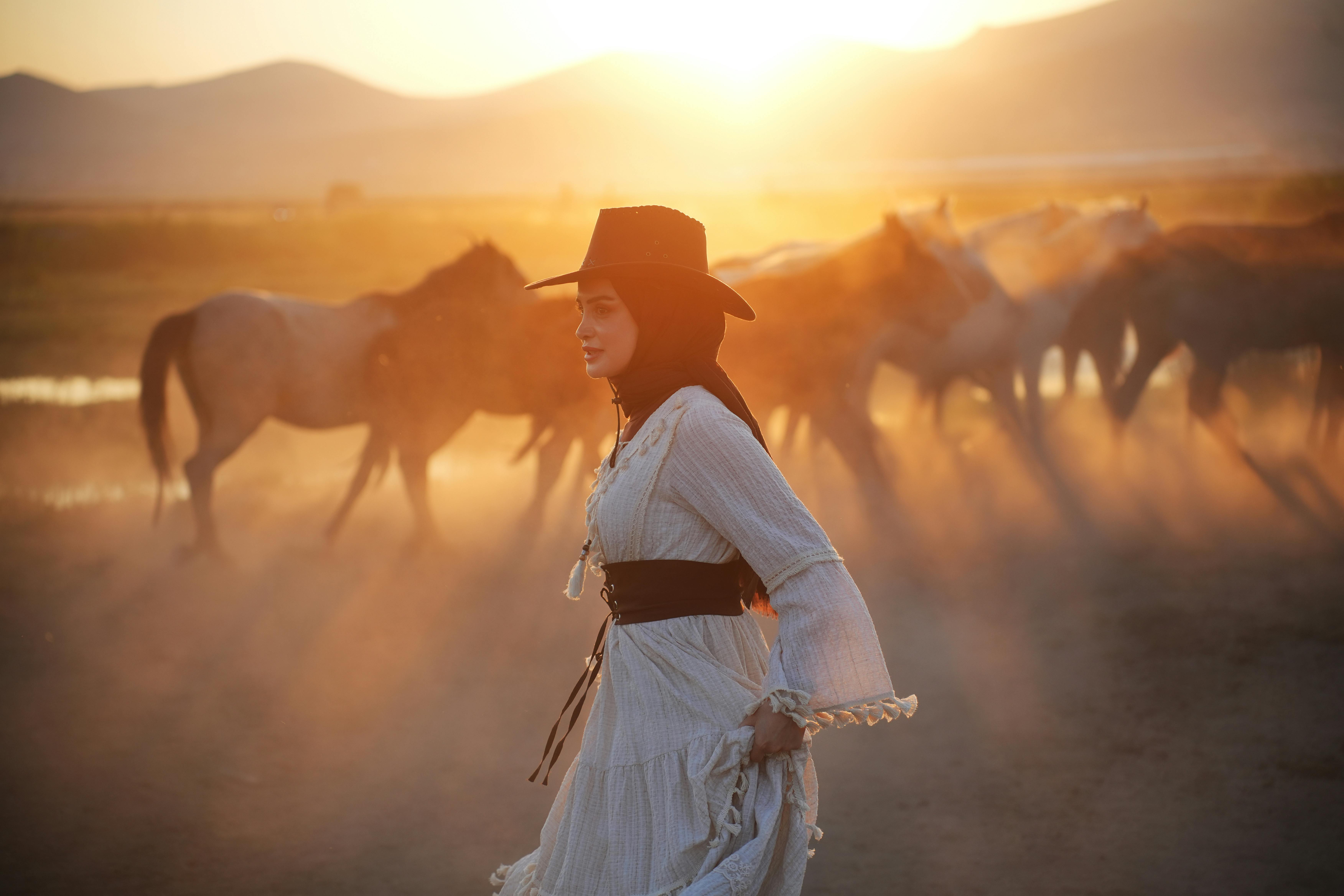 Türkiye’s population prefers Western lifestyle, survey shows — Photo by hayriyenur . on Pexels