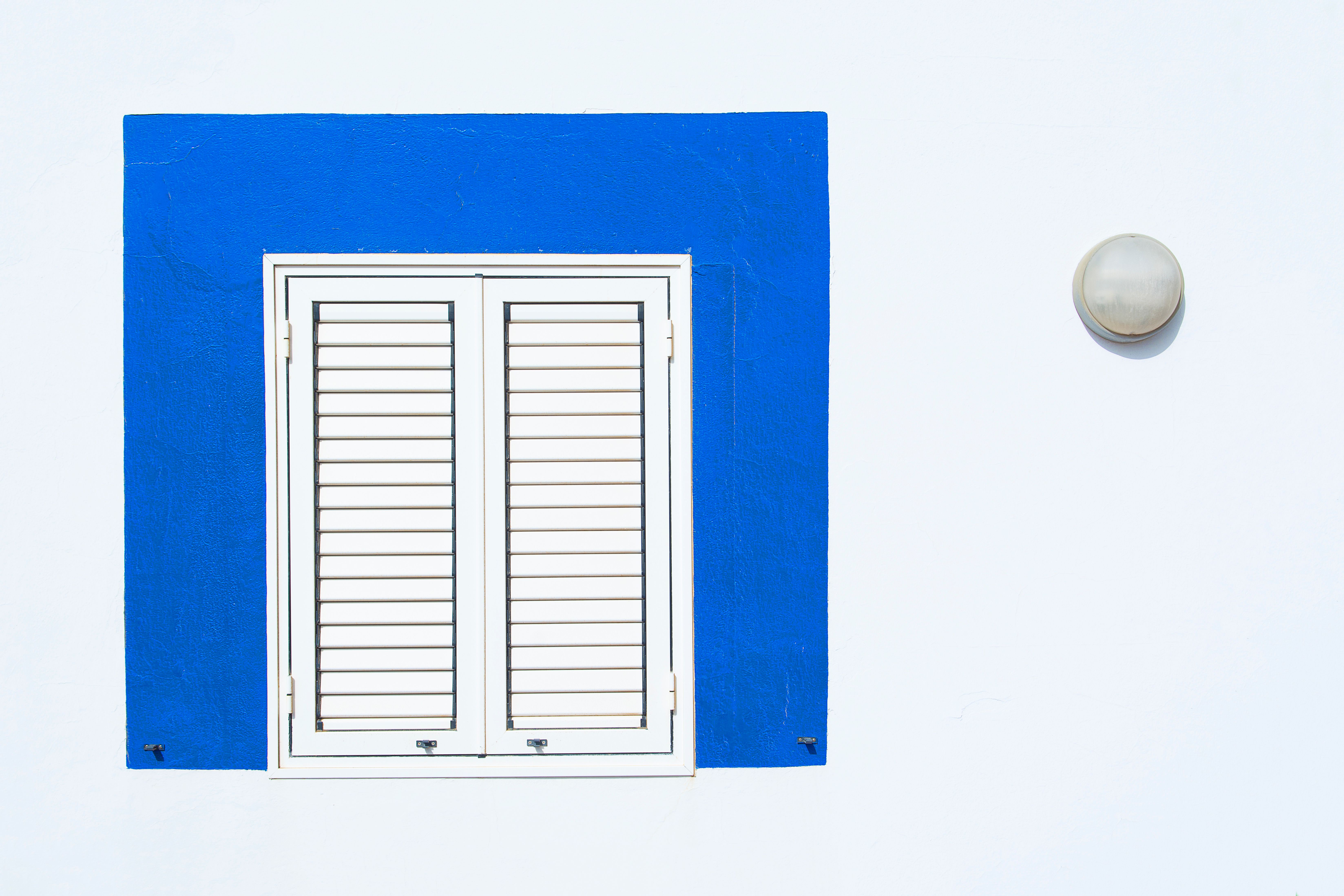 Painters and Decorators in Wimbledon — walls rolled to an even, flat finish