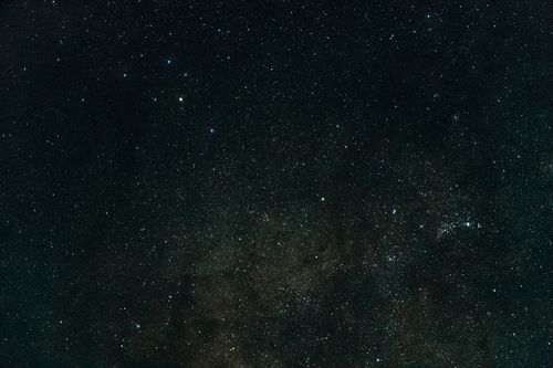 Free Captivating starry night sky captured over Caeté-Açu, Brazil, showcasing the Milky Way. Stock Photo