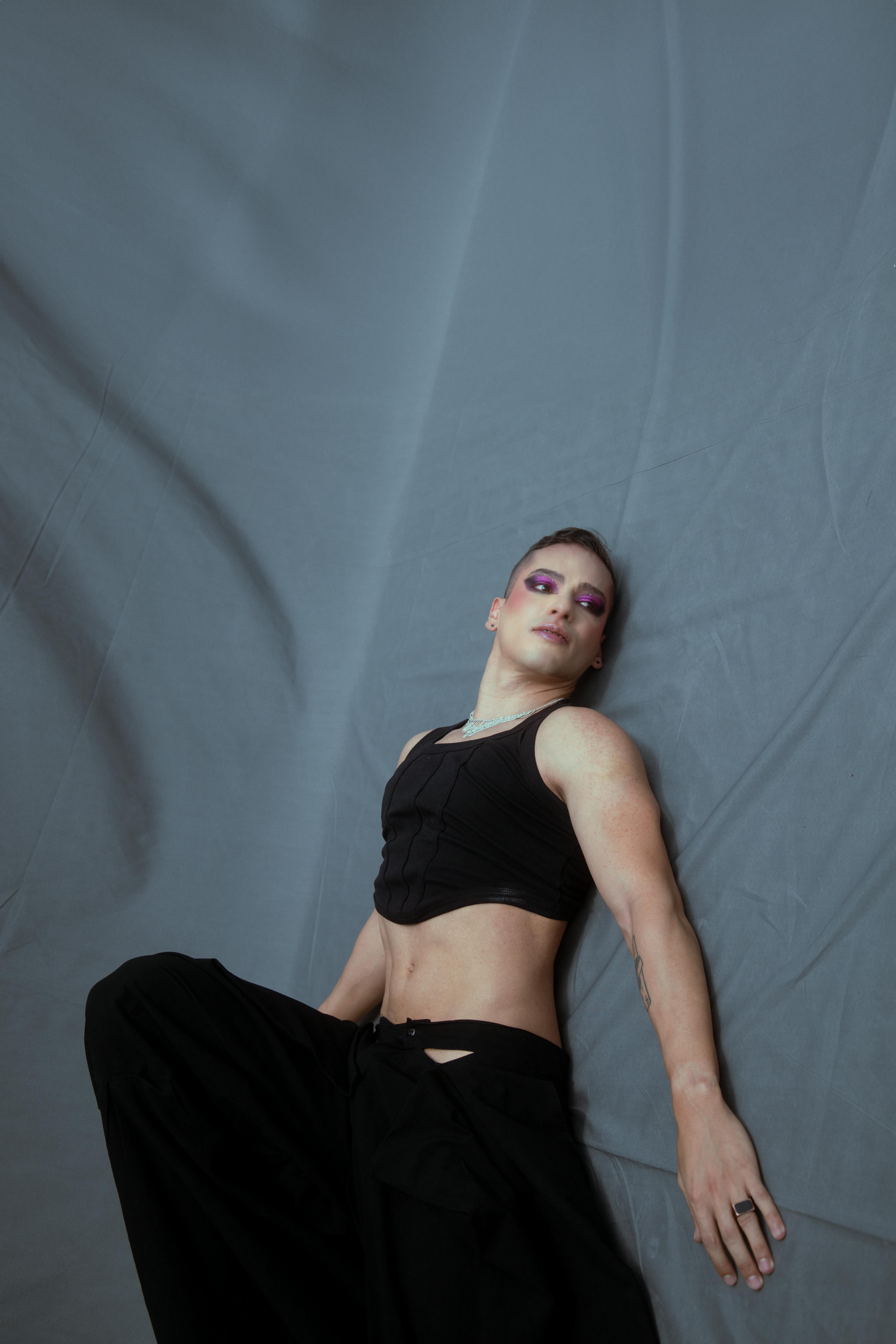 Gratis stockfoto met artistiek, bijgesneden, broek met wijde pijpen Stockfoto