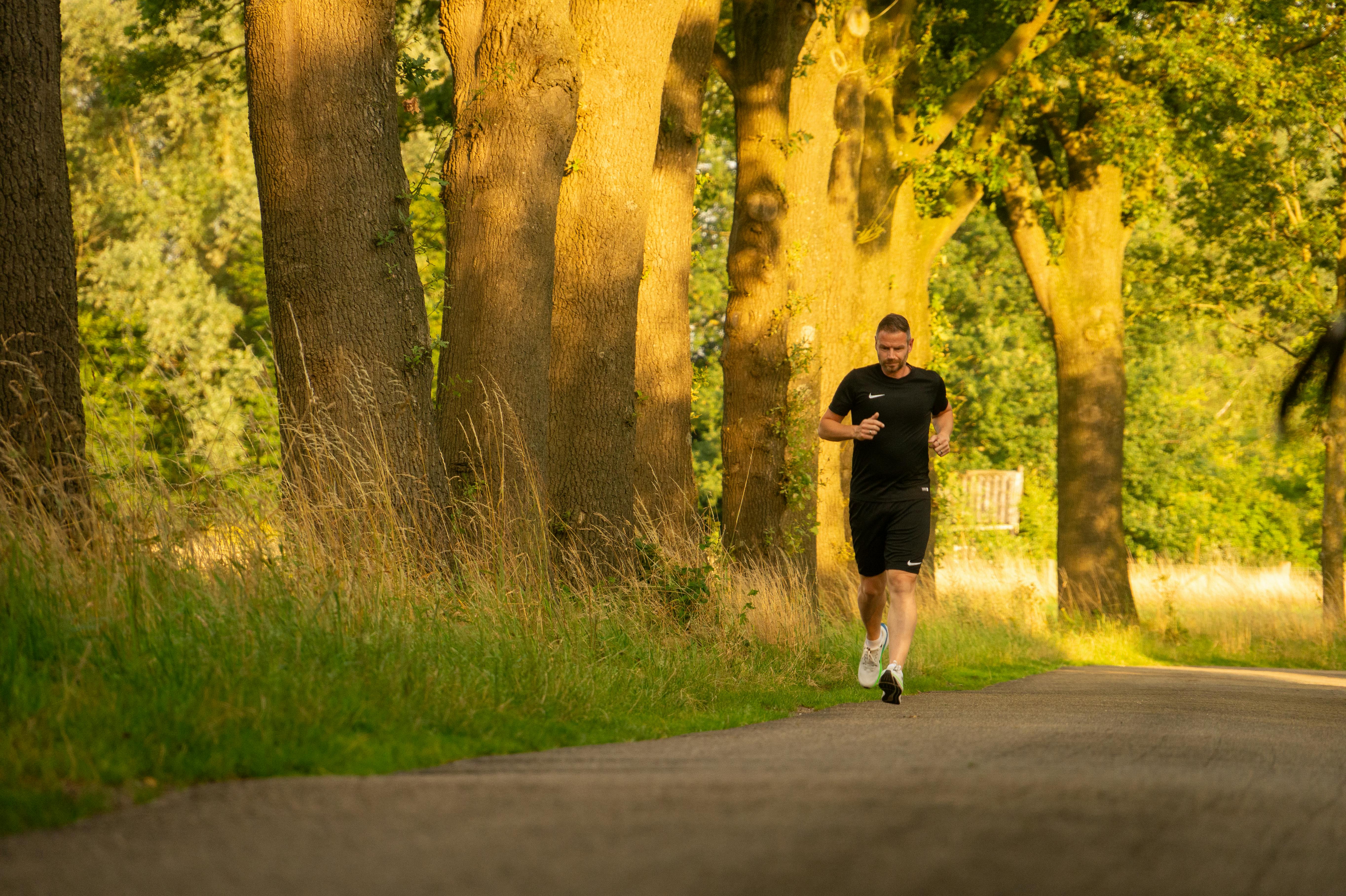 Influence of physical activity on perceived stress and mental health in university students: a systematic review — Photo by F