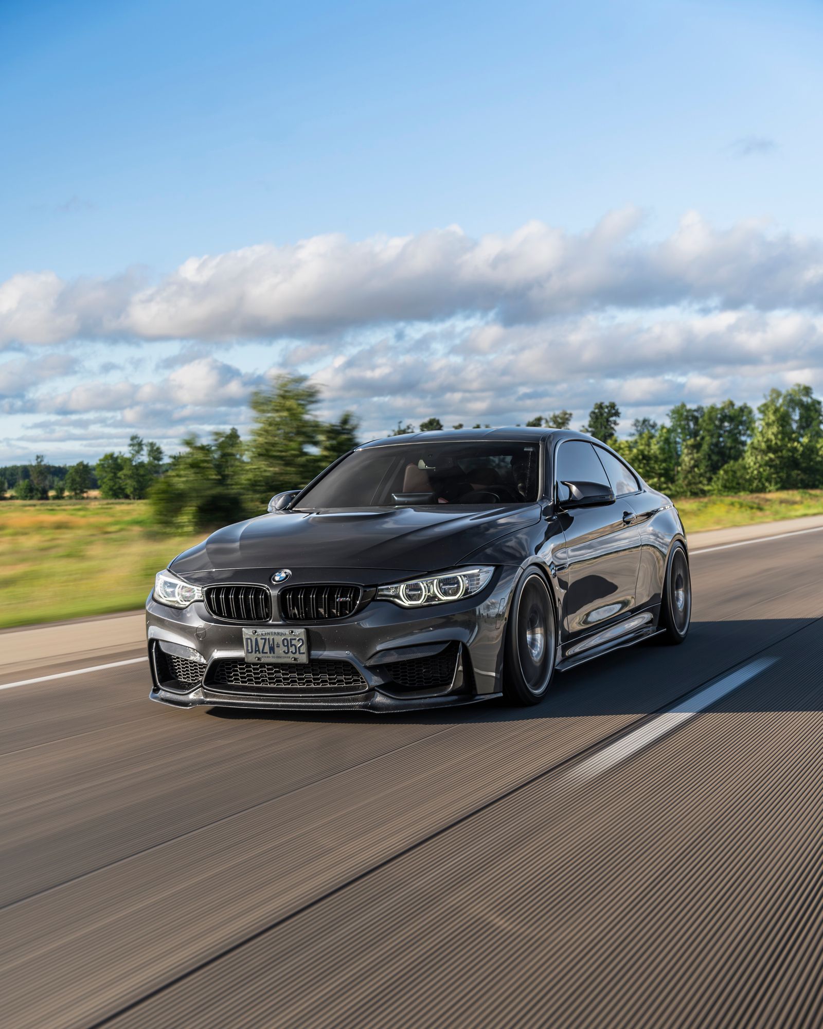 BMW M4 Highway Motion 4K wallpaper