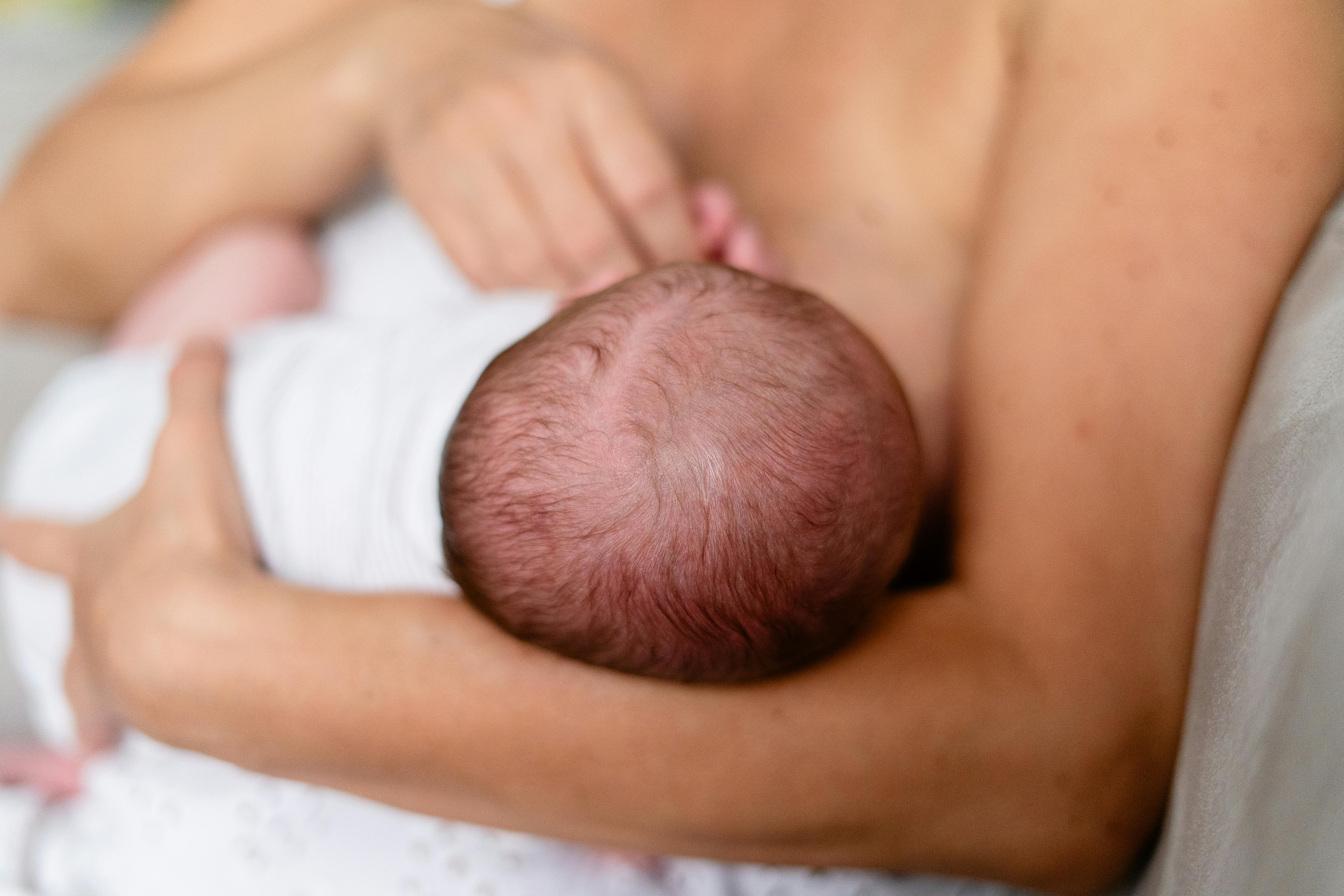 Mother breastfeeding newborn — GLP-1 while breastfeeding safety