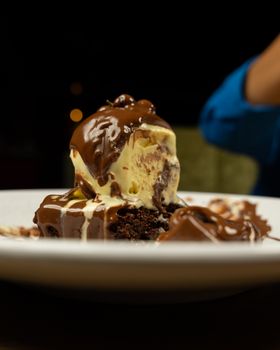 Ice Cream Sundae, Hot Fudge Topping