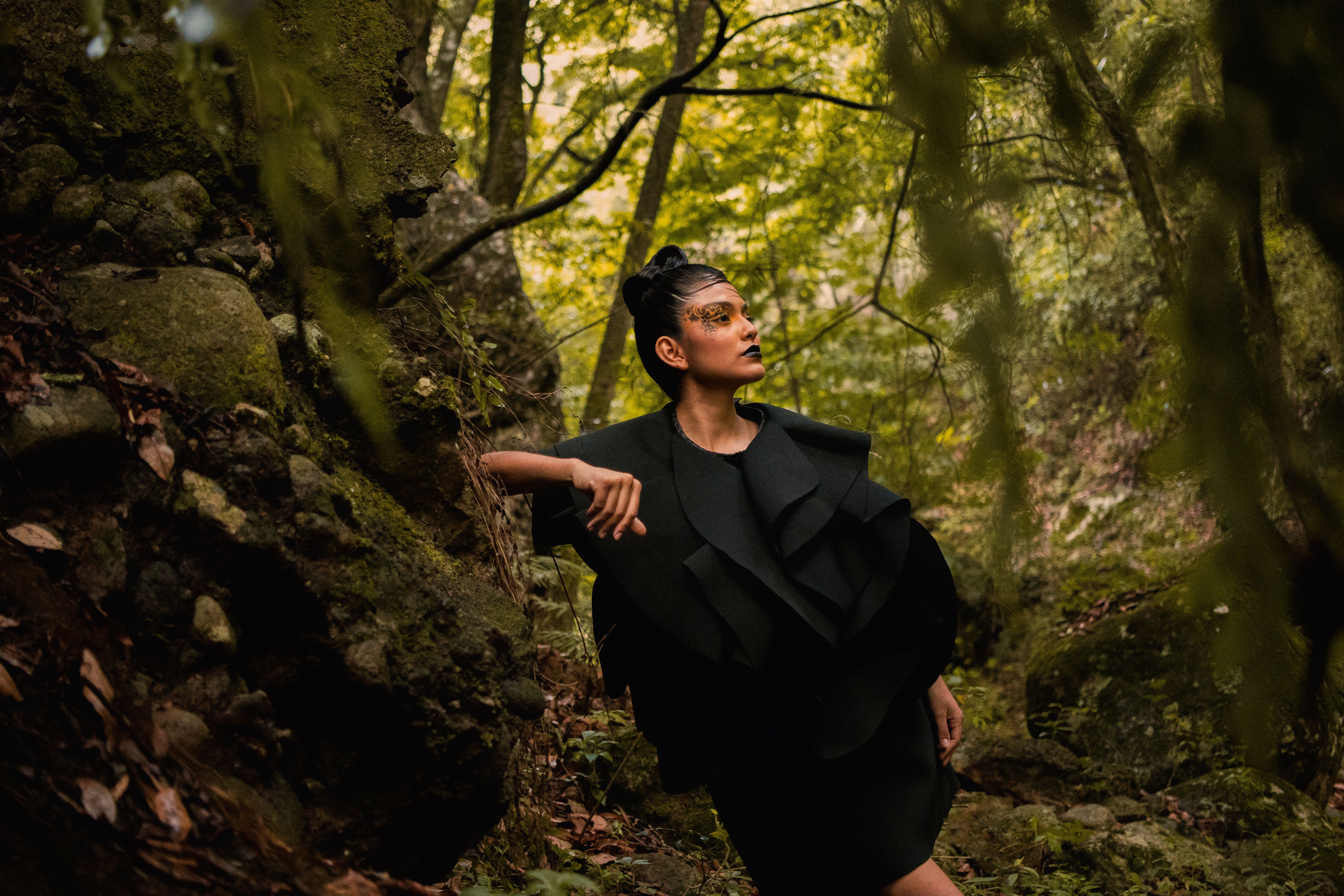 I Asked 3 Stylists for Their Fall Fashion Picks, and They Agree on These 9 Wardrobe Essentials — Photo by Ramon Hernandez on 