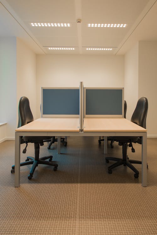 White Cubicle With Rolling Chairs