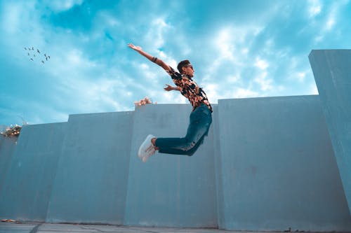 Jumping Man Fotoğrafı