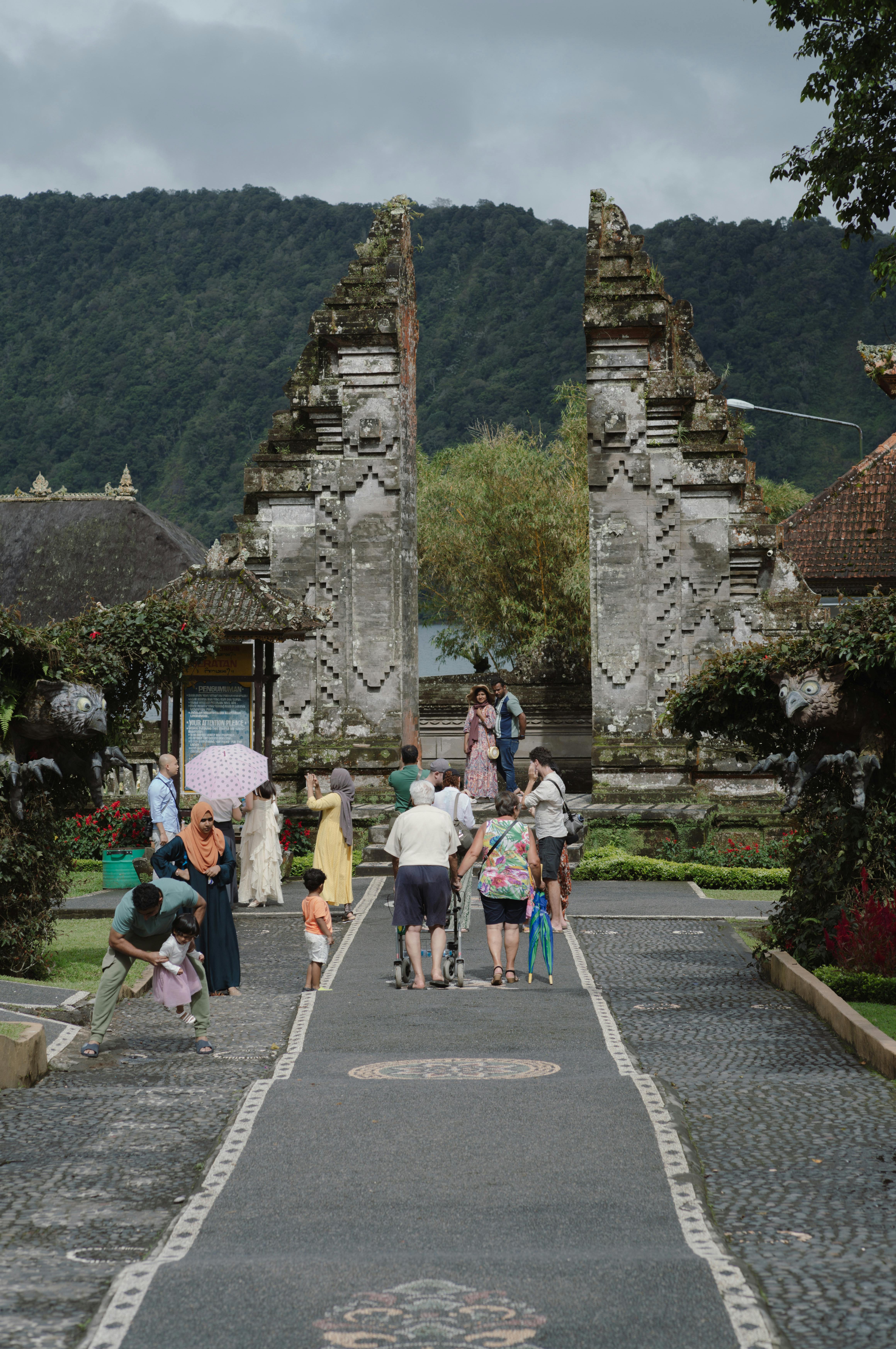 ulun danu beratan temple