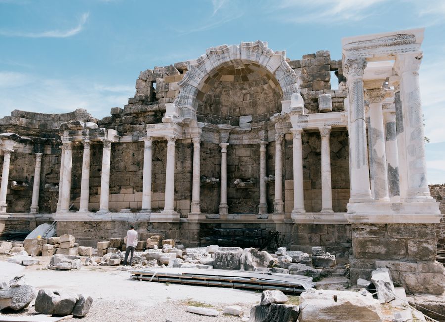 Explore the majestic ancient Roman amphitheater ruins in Side, Antalya, Türkiye.