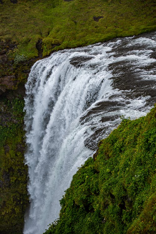 Free Long-exposure Photography of Waterfalls Stock Photo